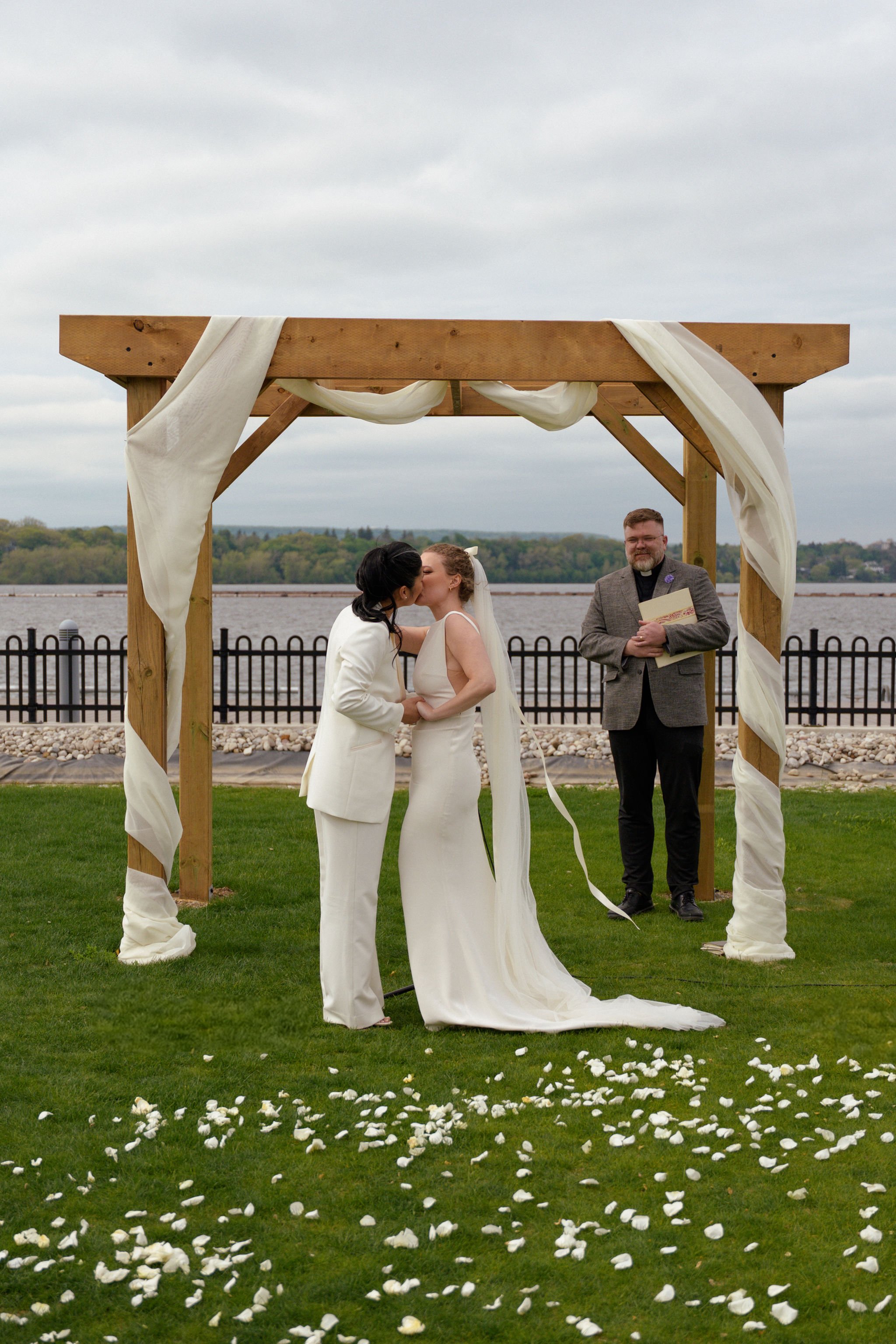 K&S_WeddingGallery_RHYC_2025-321.jpg