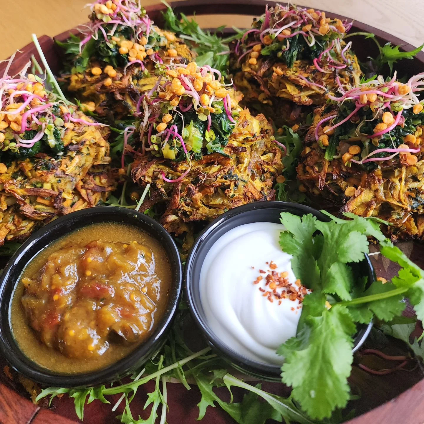 🌿GLUTEN-FREE &amp; VEGAN🌿
Kumara &amp; cabbage Indian 
spiced fritters with coconut cream &amp; eggplant relish 

Lunch bar hours
9 am / 3 pm
Wednesdays, Thursday, Friday