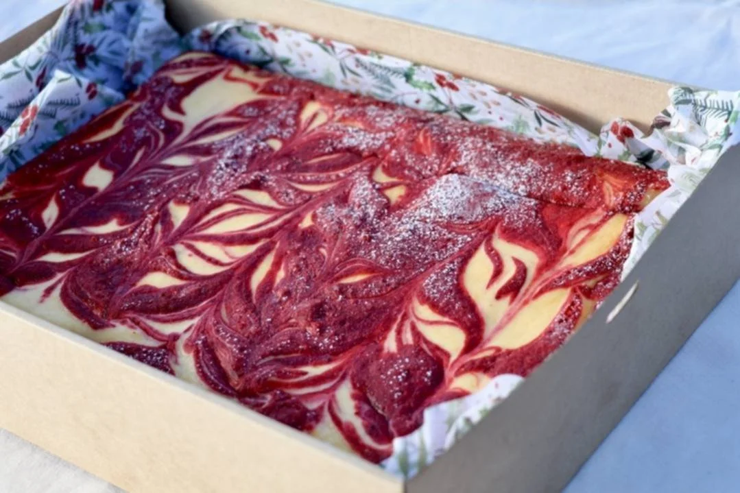 Red velvet cheesecake blondie