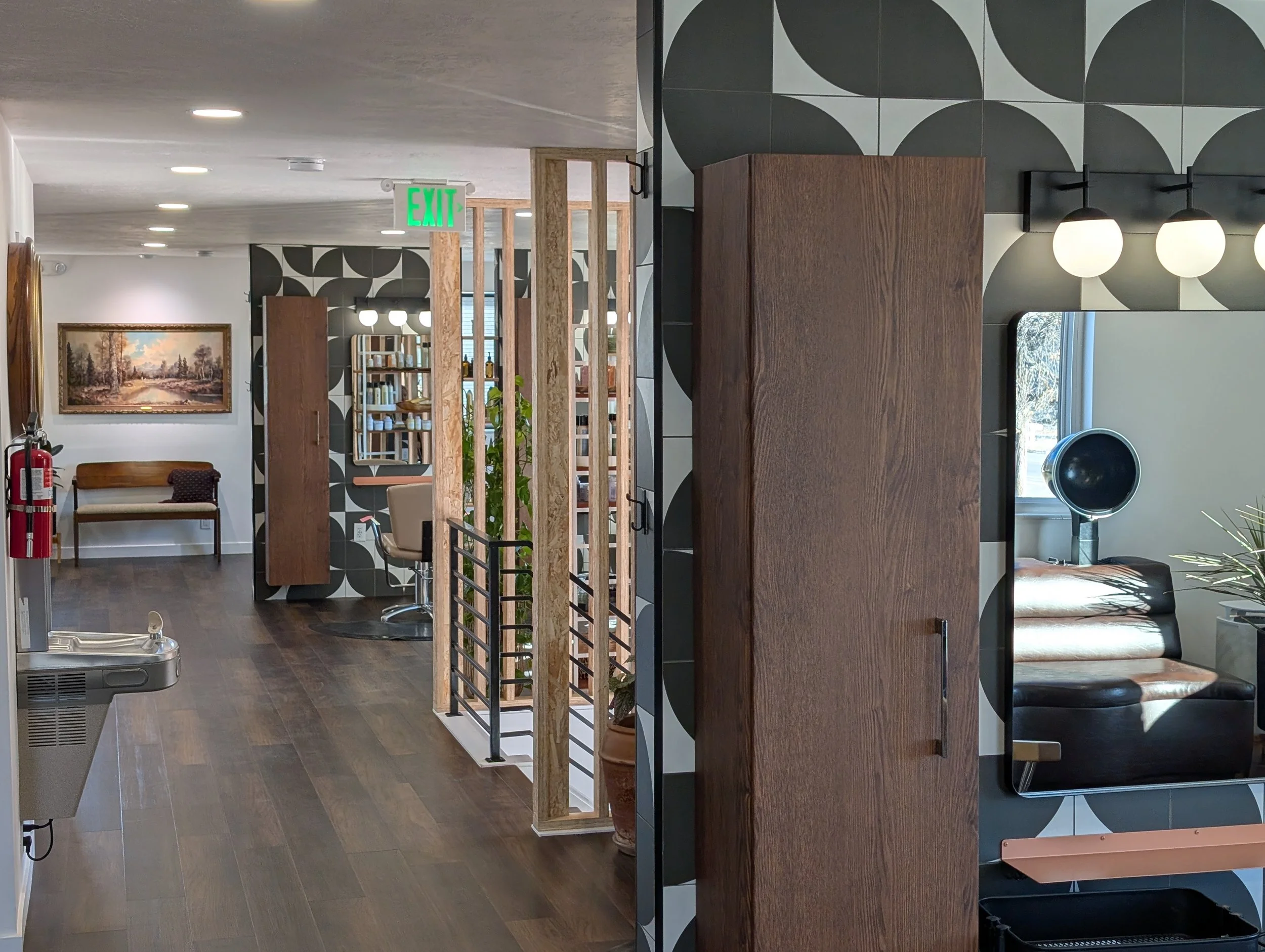 upstairs-birds-of-feather-salon.jpg