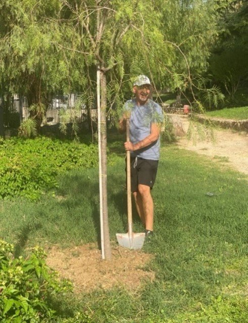 Planting a tree in the Montelepre Urban Park