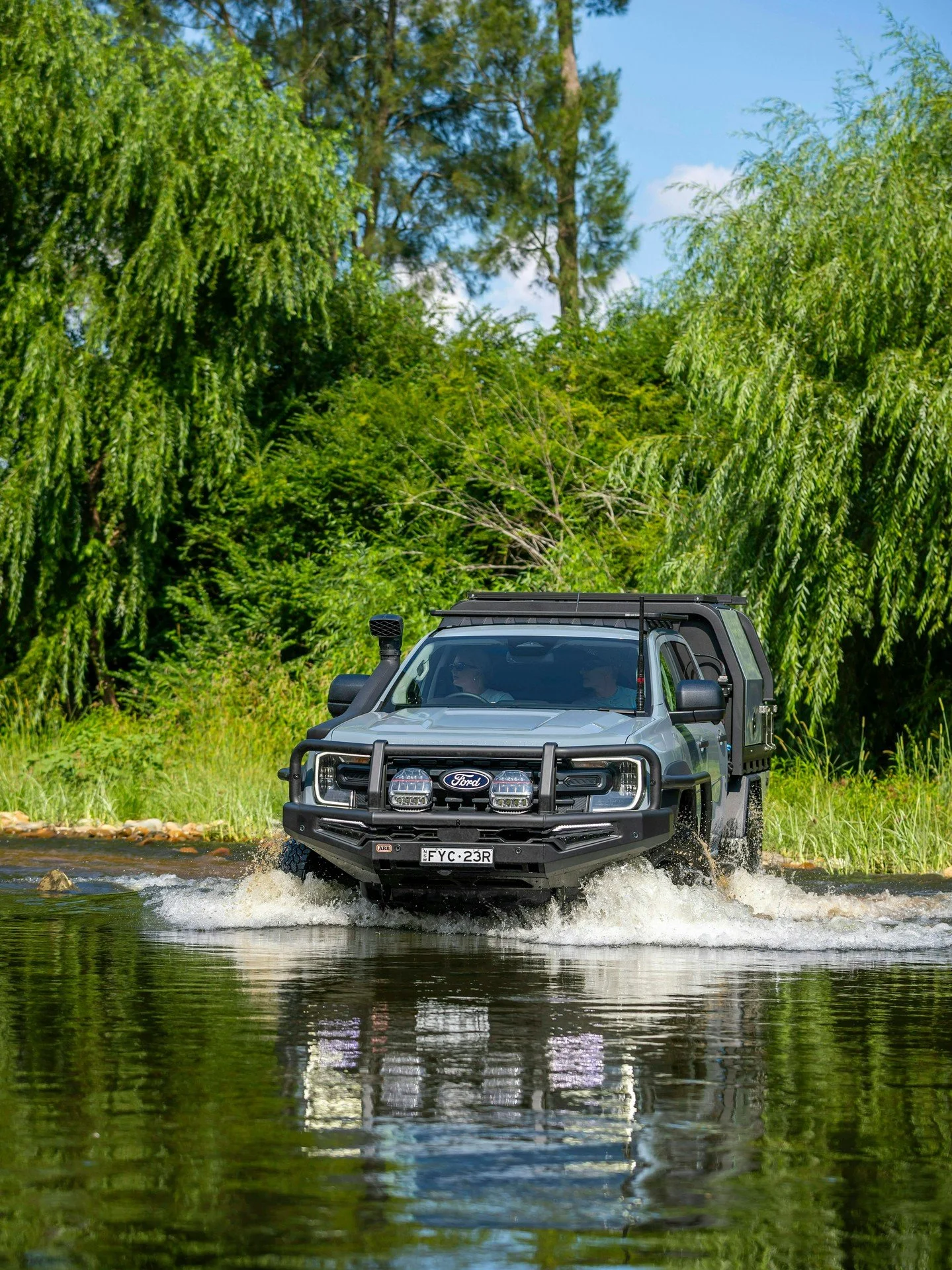 #frontendfriday this week features our very own Super Duty in action 🚙

Jess putting it through its paces, navigating a water crossing during a shoot with @offroadimages for @arb4x4

Got a Super Duty on order?

Talk to the team that knows them best.