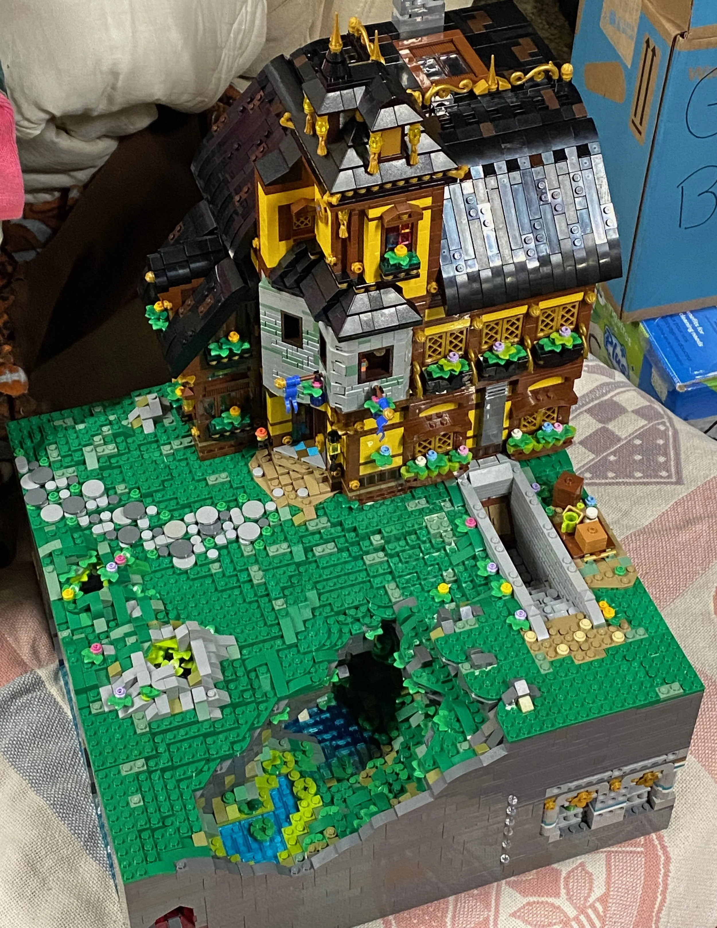 MOC Spotlight: “Wizard’s Cottage” by Connor McGrath WIP Day6 8