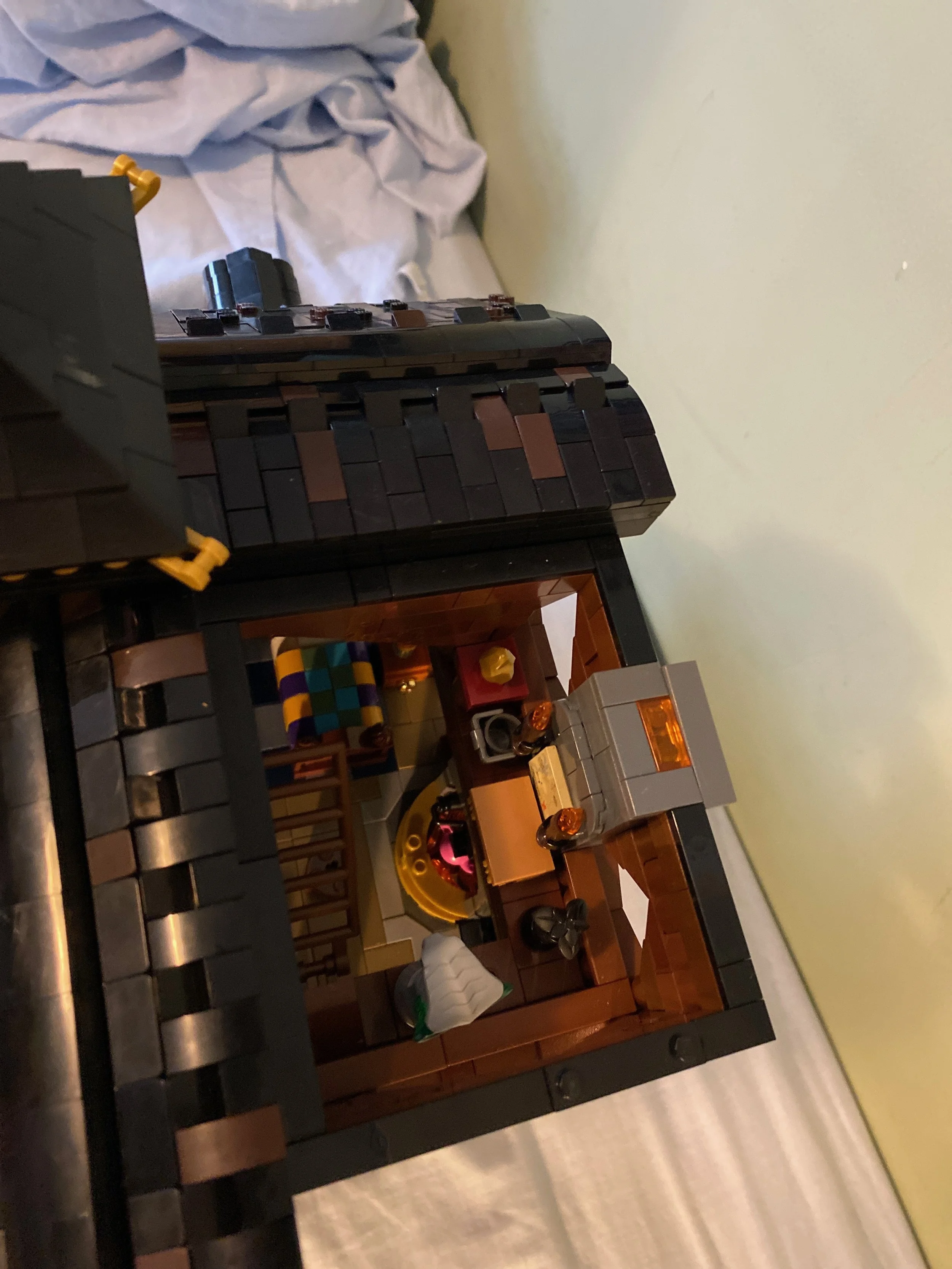 MOC Spotlight: “Wizard’s Cottage” by Connor McGrath Level3 Attic