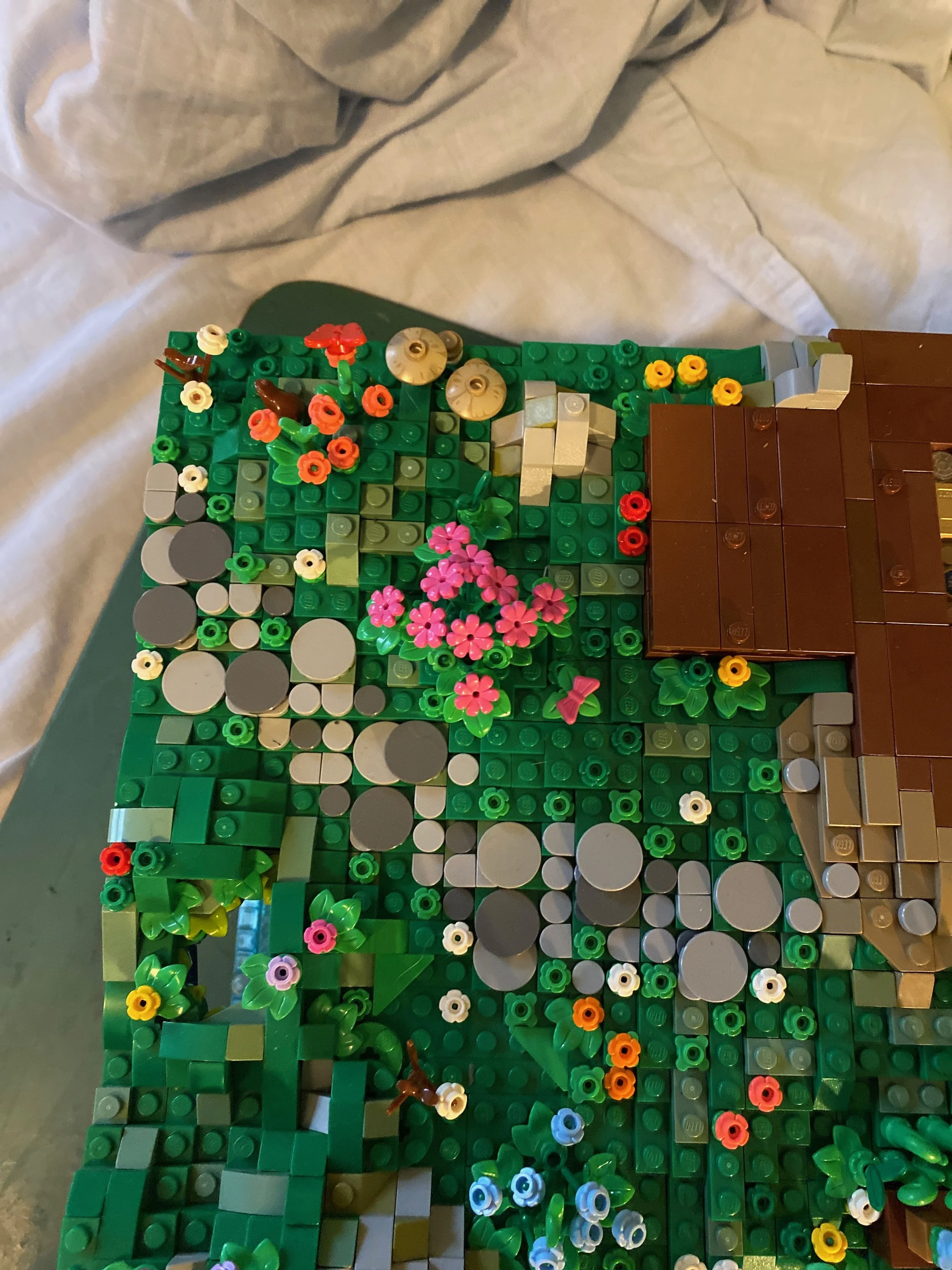 MOC Spotlight: “Wizard’s Cottage” by Connor McGrath Path