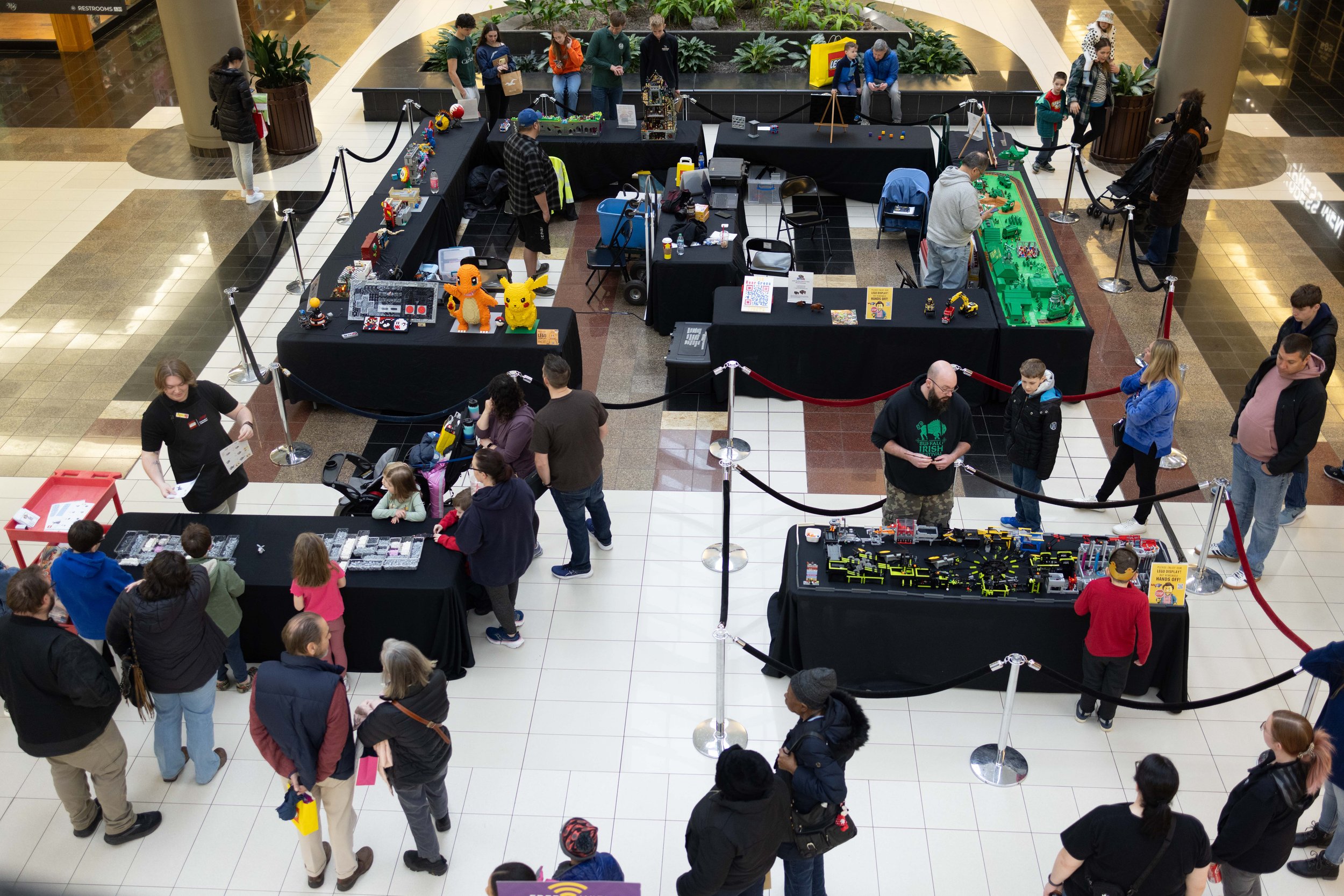 March in Motion: A Month of MOCs, Meetups & Momentum Galleria LUG EVENT 34 Of 48