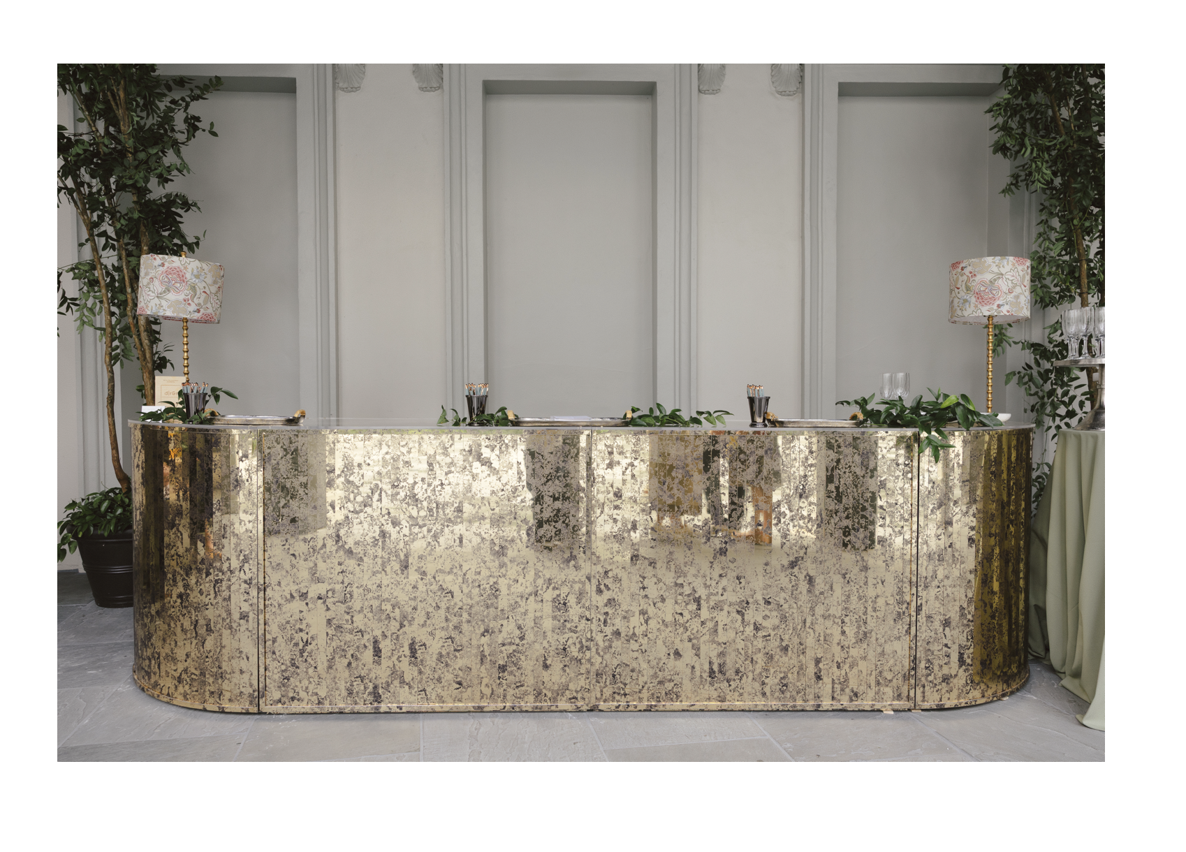 wedding-board-of-trade-new-orleans-gold-bar.png