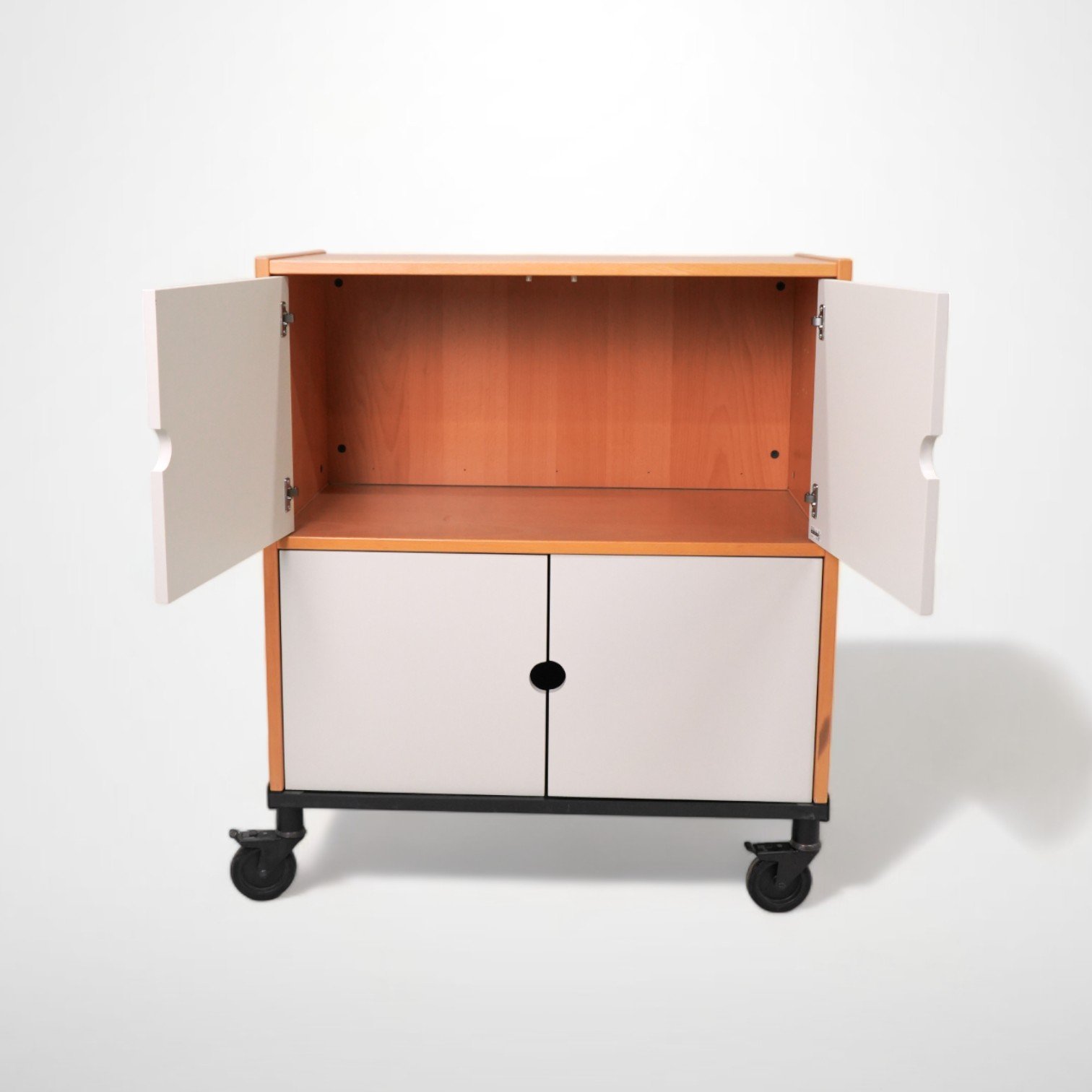 ikeakaappi_pyörillä3kpl04-Photoroom.jpg