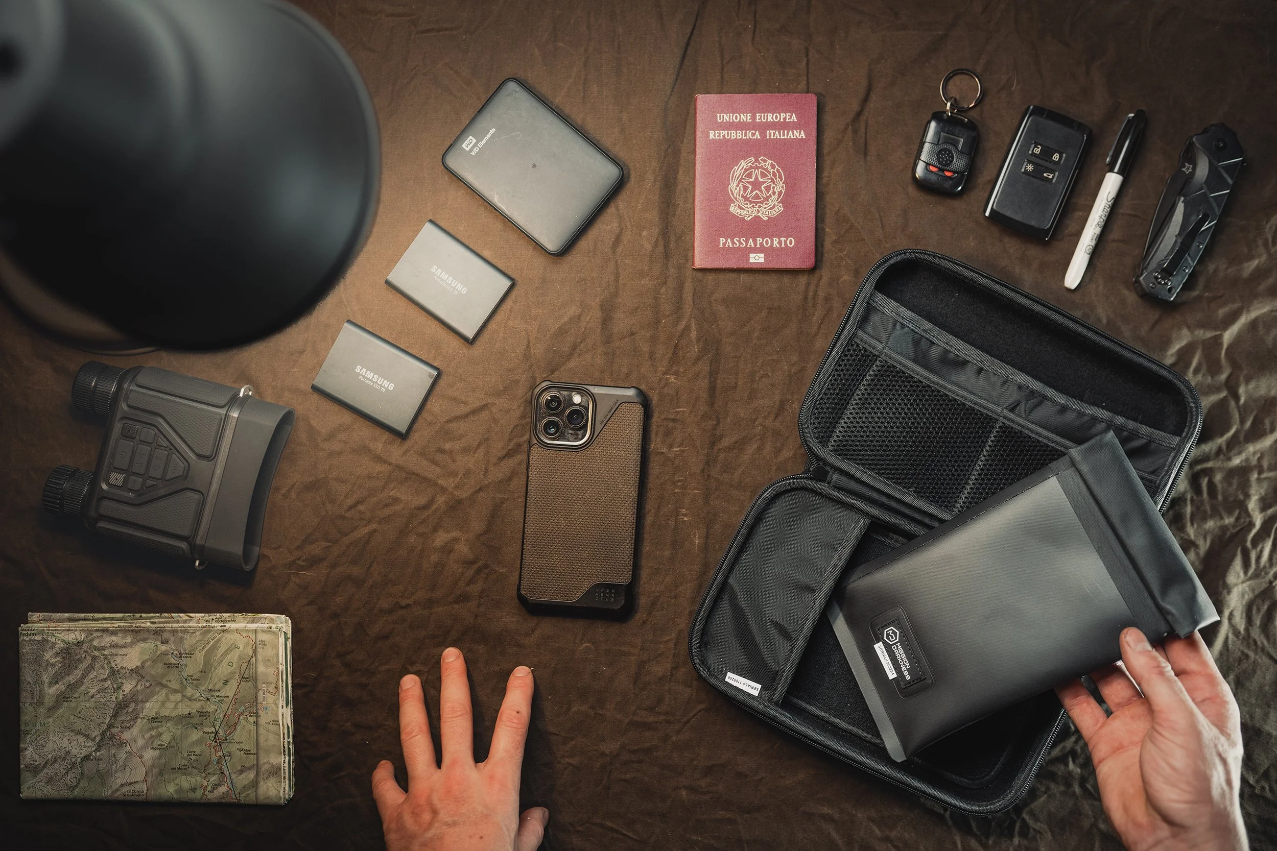 Mission Darkness™ Haven Phone Shield Case