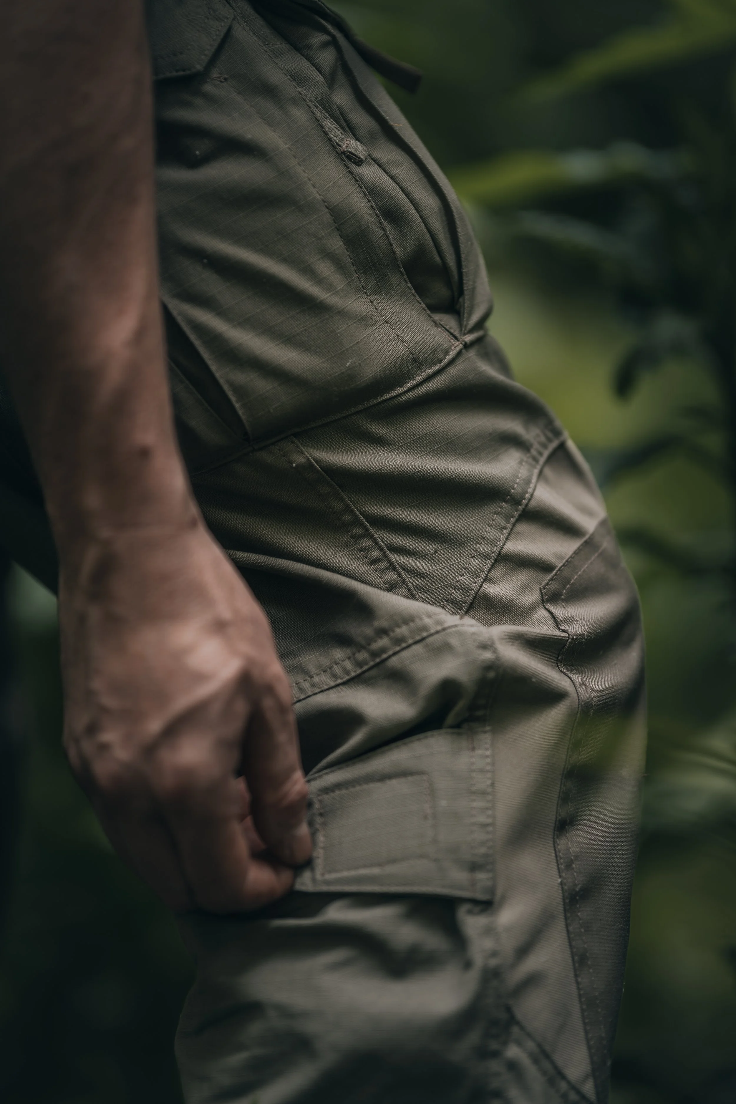 tactical-pants-product-photography-mod-gear-alex-wander.jpg