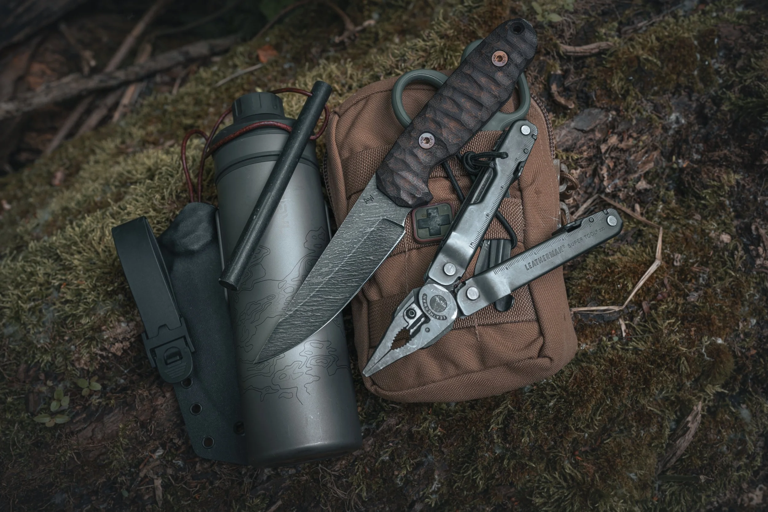 outdoor-survival-camping-gear-photography-alex-wander.jpg