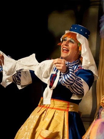 Chris-Clarkson-as-Nanny-Fanny-and-Oliver-Mawdsley-as-Grub1_Main.jpg