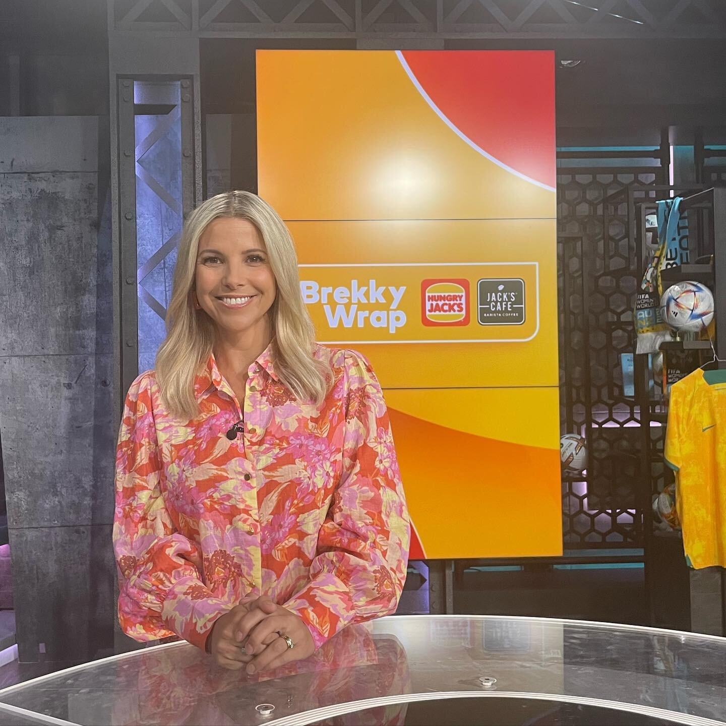 Make-up and Hair for the beautiful @amyinthedugout at @optussport today covering all things #worldcup