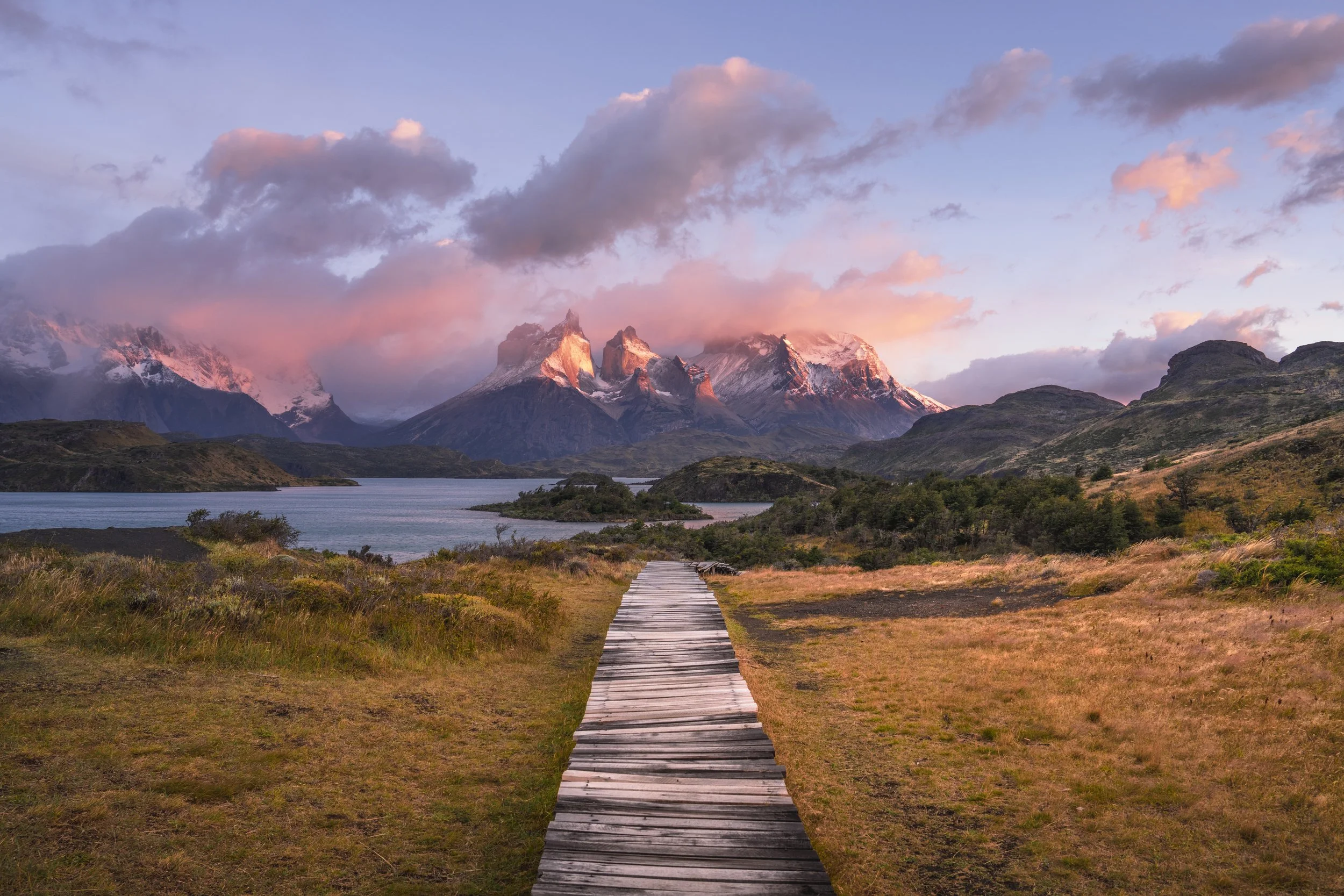 PATAGONIA-TorresDelPaine-Sunrise2-_DSC1127_result.jpg