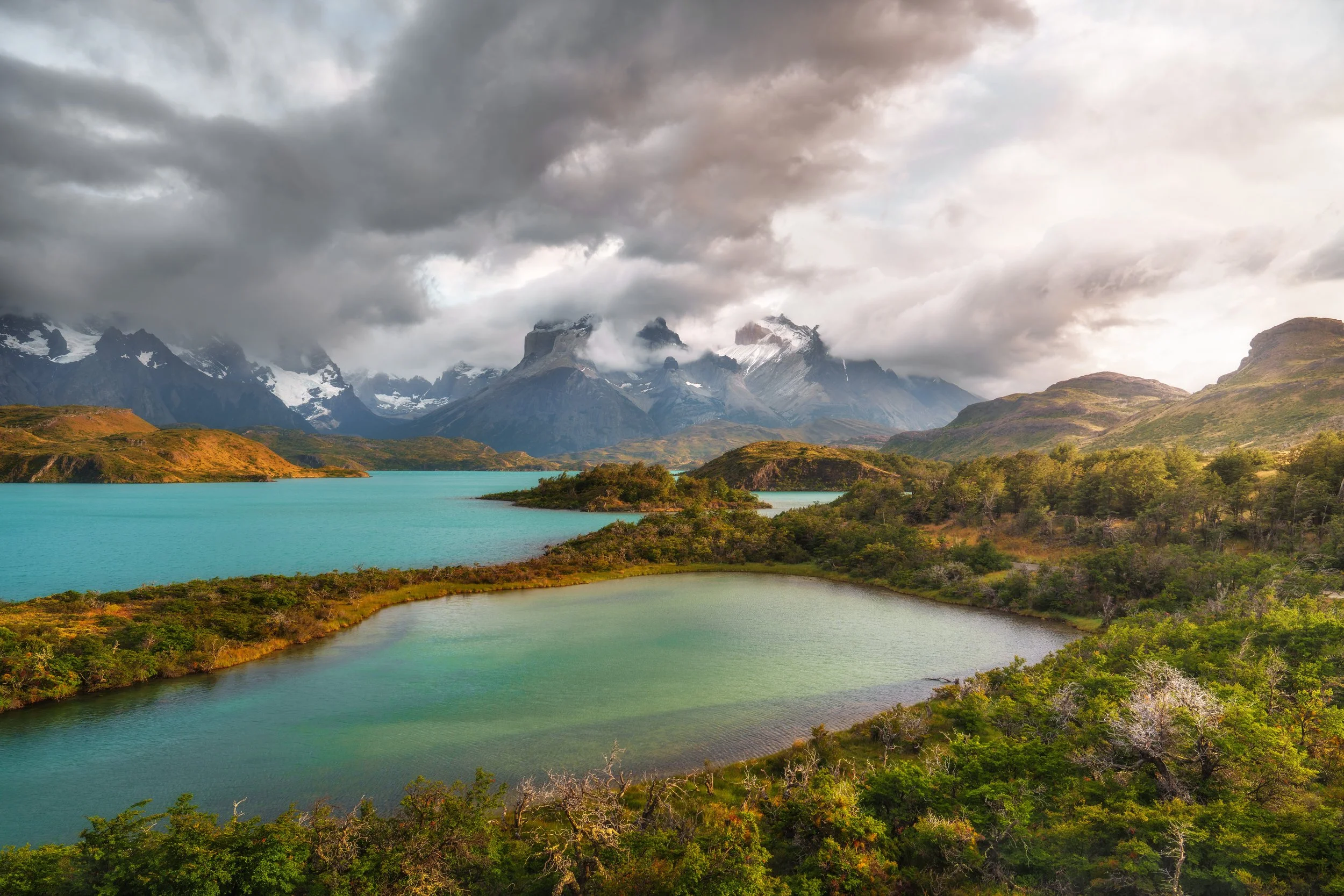 Patagonia-TorresDelPaine-Sunrise1-SaltoChicoHill-Landsacpe1-v1_result.jpg