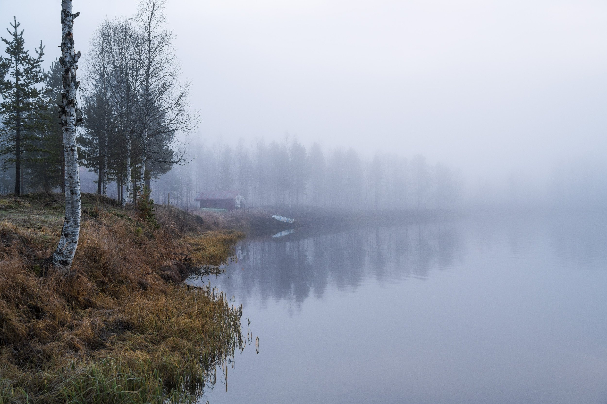 NORWAY-Bardufoss-BoatHouseWideViewDownRiver_web.jpg