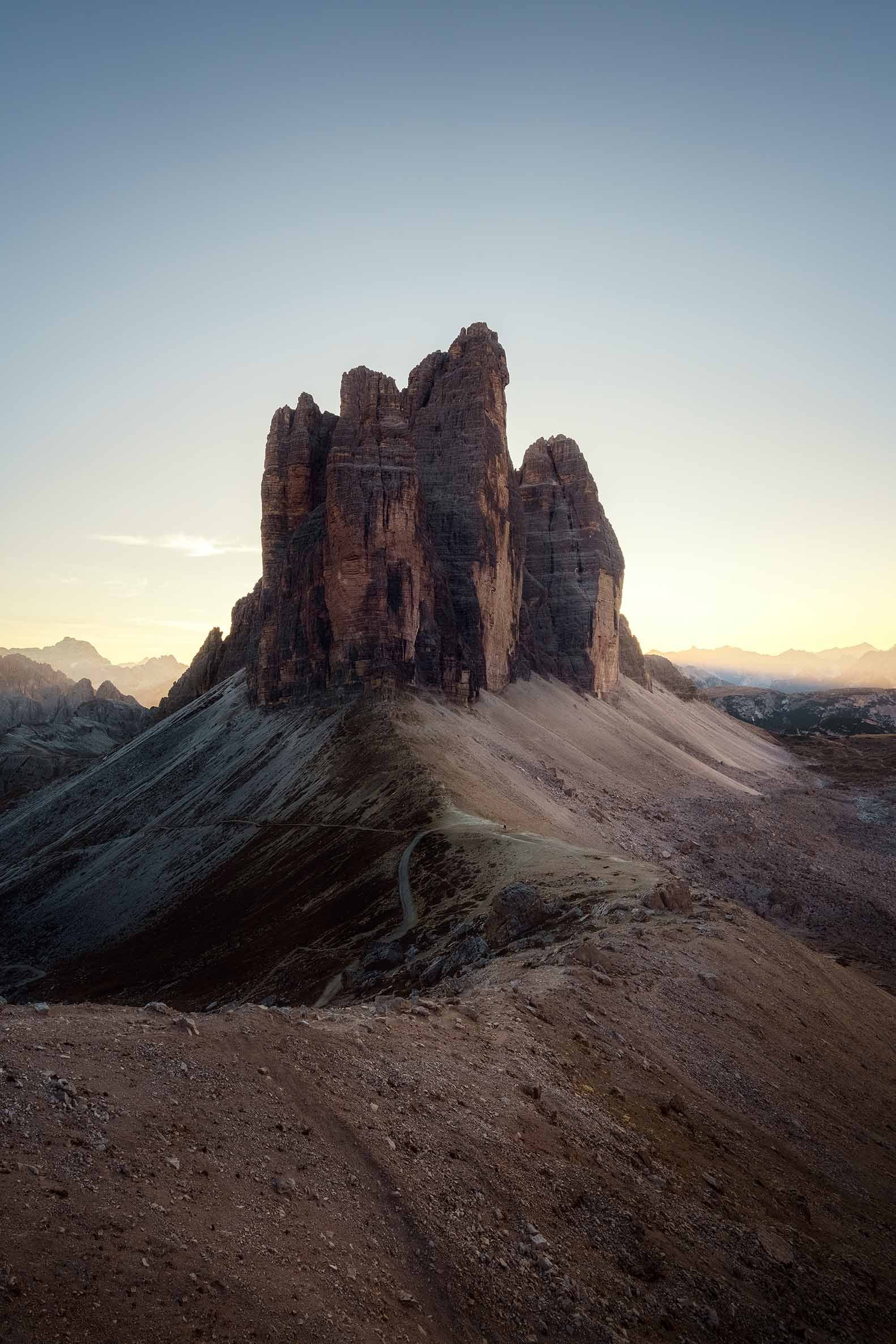 ITALY-TreCime-Sunset-SBend-1.jpg
