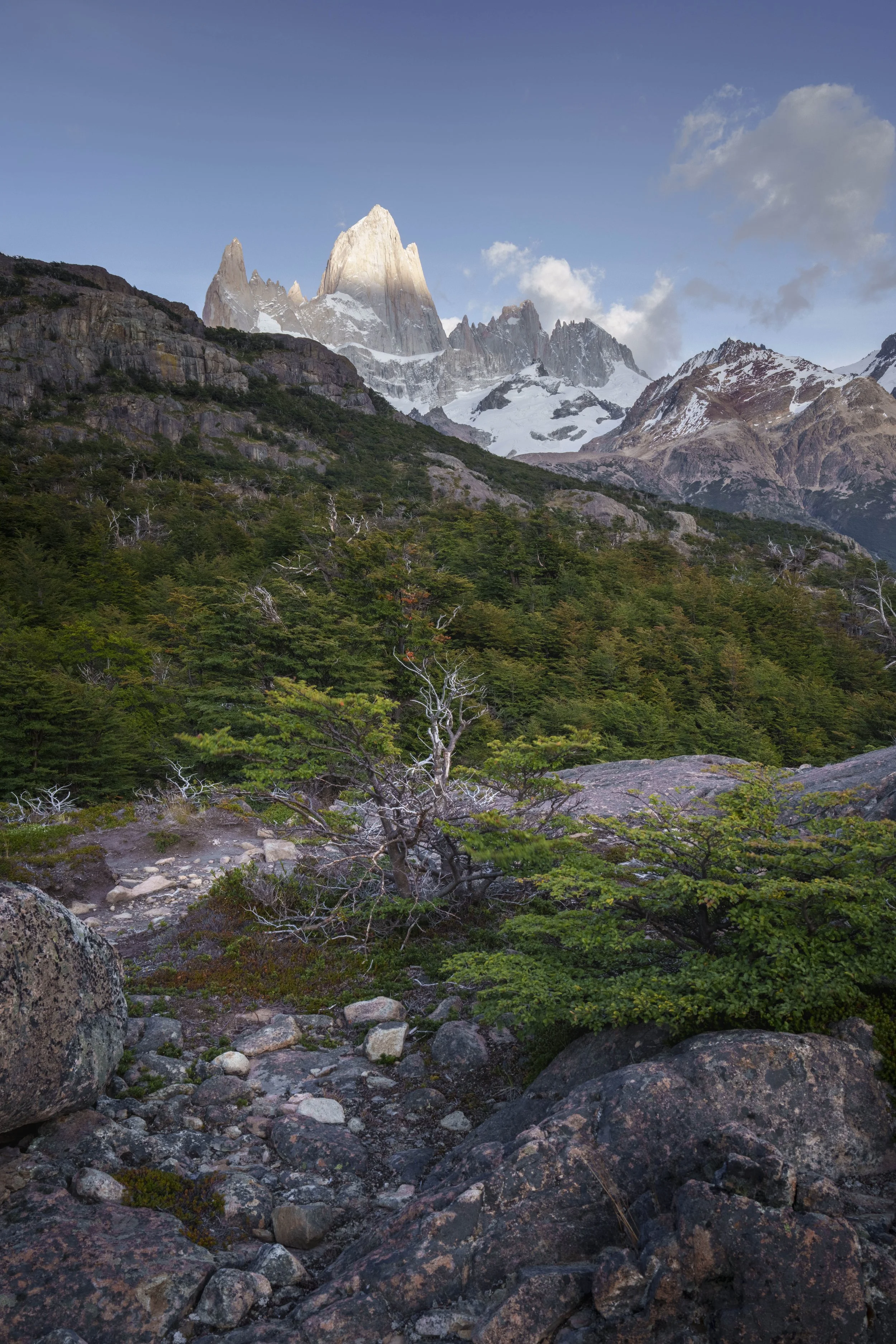 PATAGONIA-ElChalten-HIKE-Gallery-20260215-_DSC0366-HDR.jpg