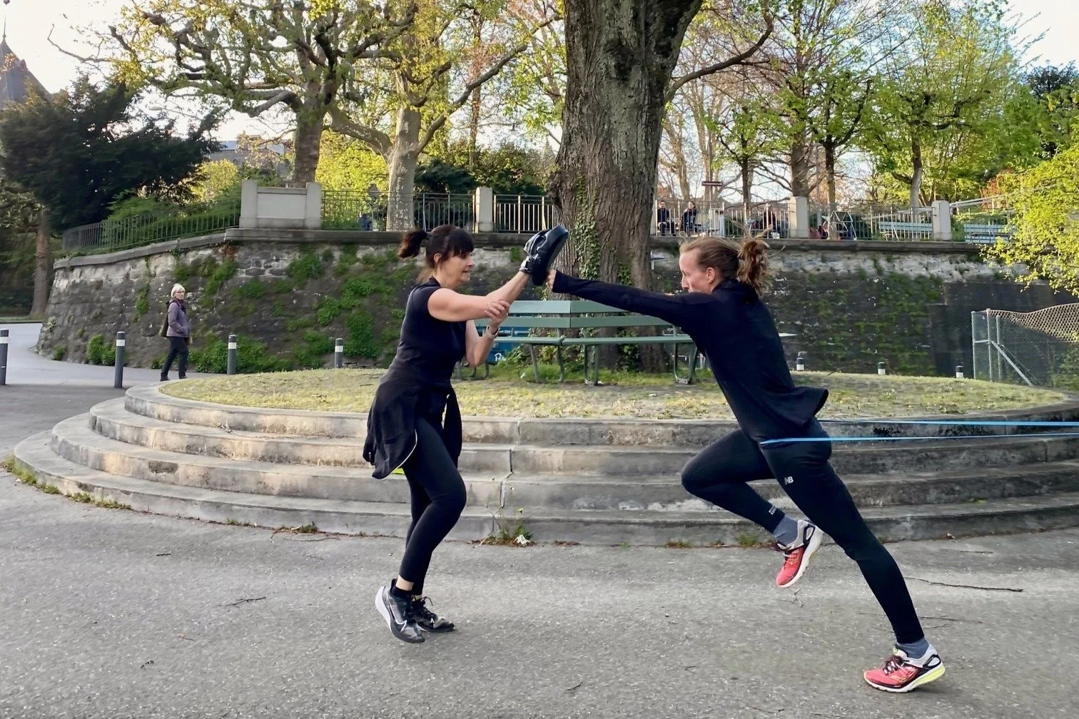 AareFlow_Kick Power_Paar_Punch.jpg