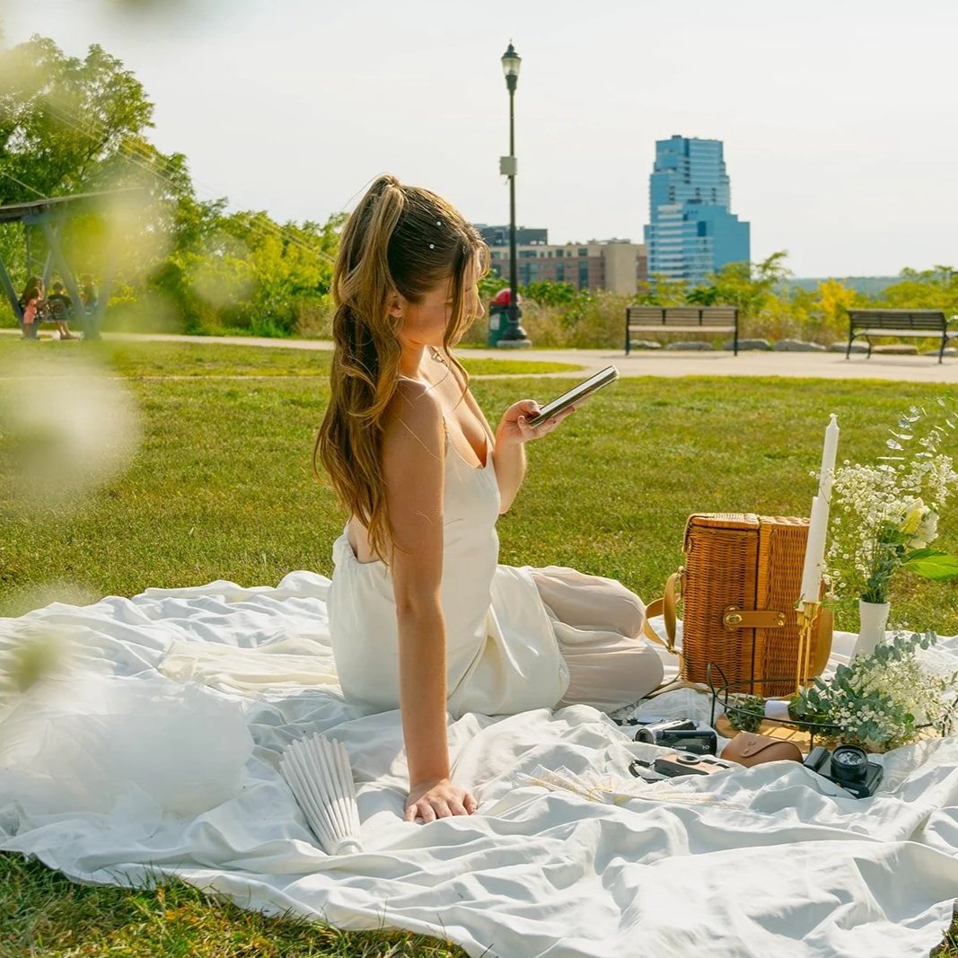 How I Deliver Wedding Content Within 24 Hours + Organize for Fast Photo Delivery