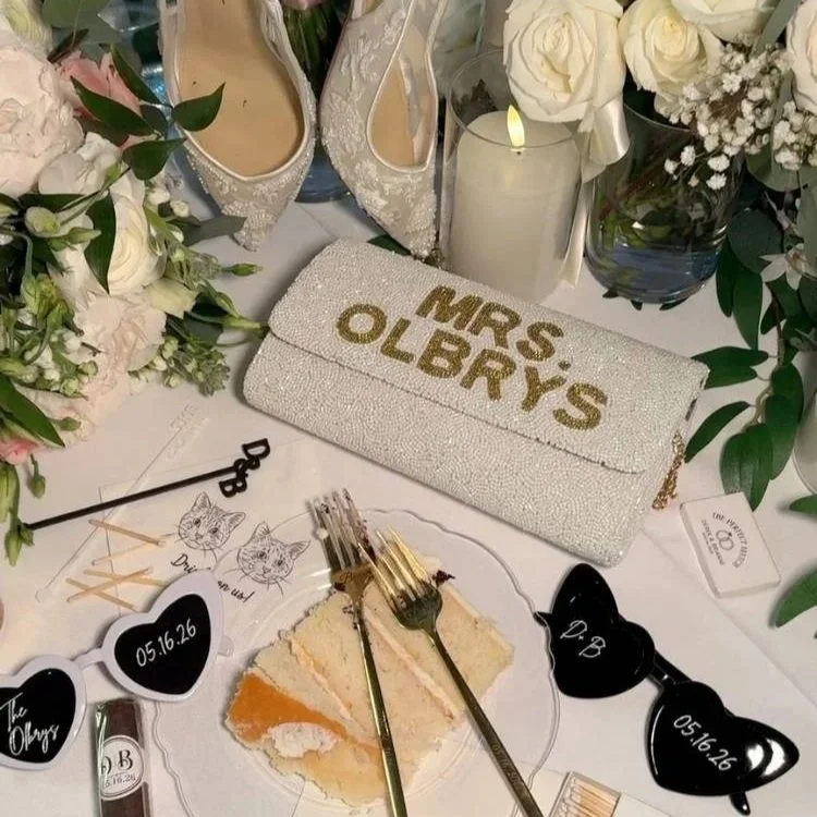 How to Style Wedding Flat Lays for Content Creation