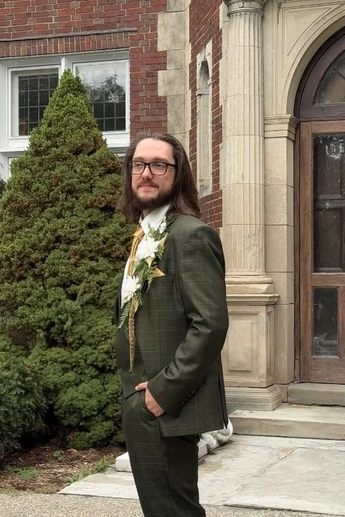 Groom at Aquinas College