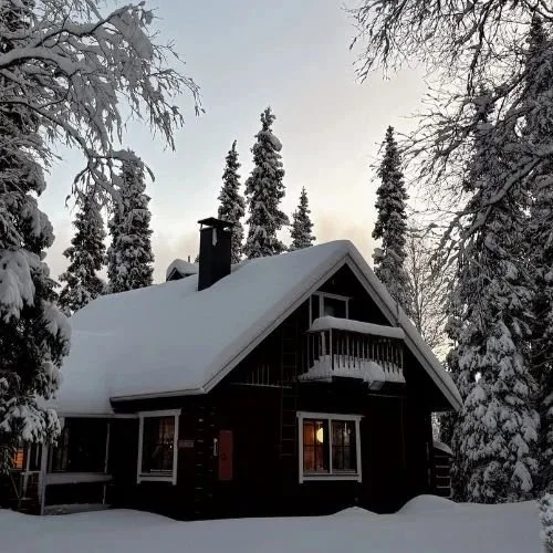 Airbnb Content Creator: Raw Authentic Lifestyle Video Content That Converts