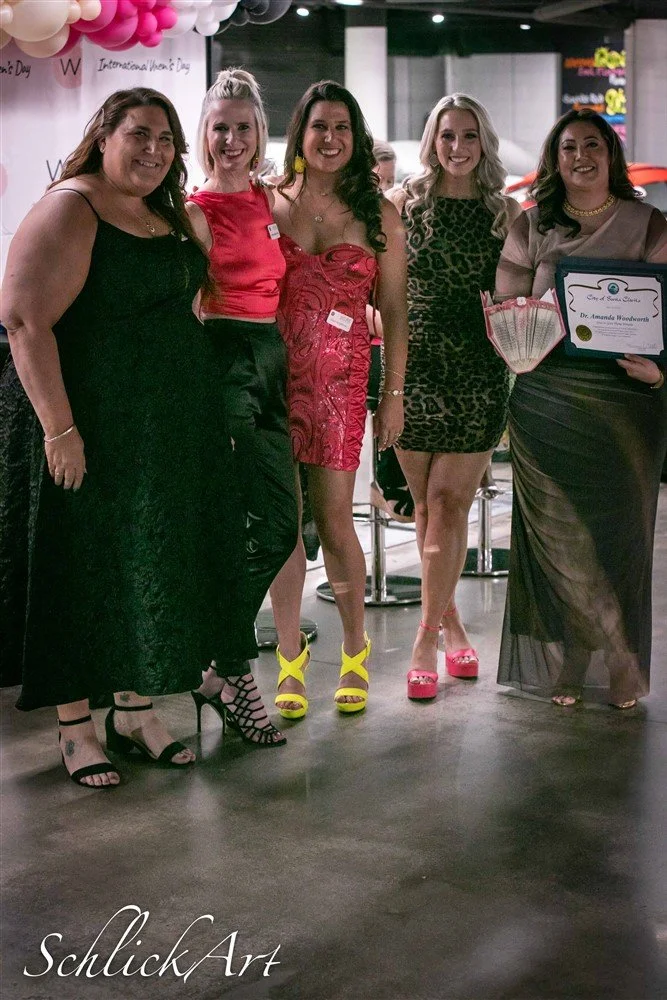 030926_WEWIL_International_Womens_Day_Gala_SchlickArt-8786SRGBWM.jpg