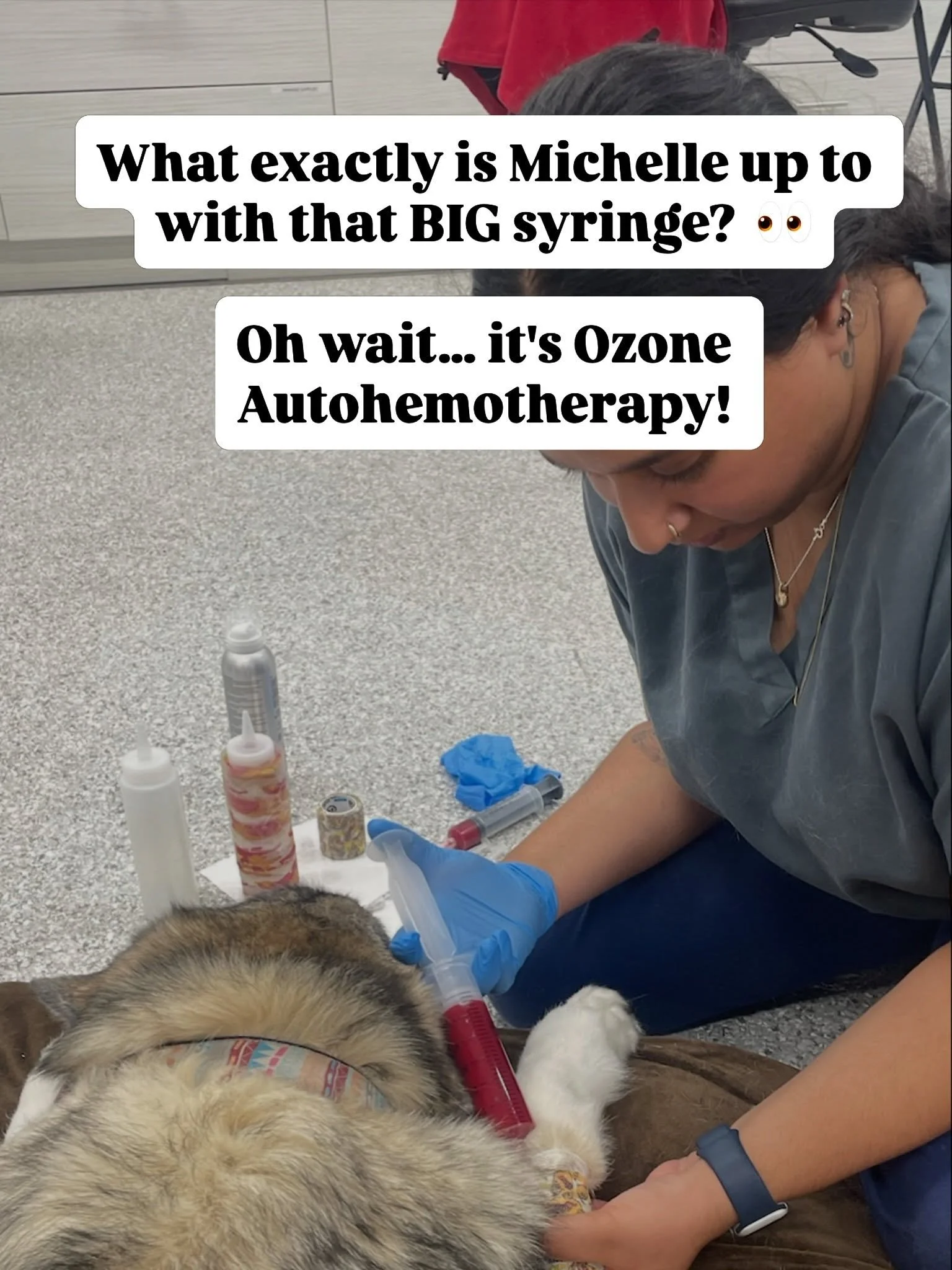 What exactly is Michelle up to with that BIG syringe? 👀

Oh wait... it&rsquo;s Ozone Autohemotherapy!

It looks a little unusual, so let&rsquo;s talk about what&rsquo;s happening.

With Major Autohemotherapy, or MAH, we collect a measured amount of 