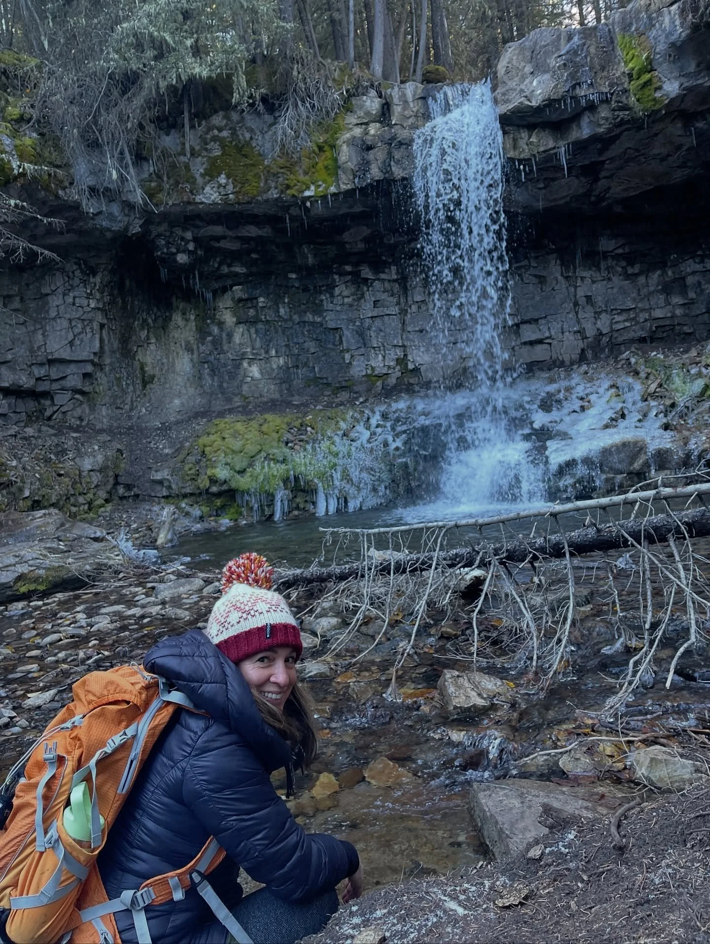 One-on-one hiking has become my favorite thing. There&rsquo;s something about sharing an adventure with someone close that brings us together like nothing else. Waterfalls, laughter, and the best bonding time with Fanny and a little relaxation at @kn