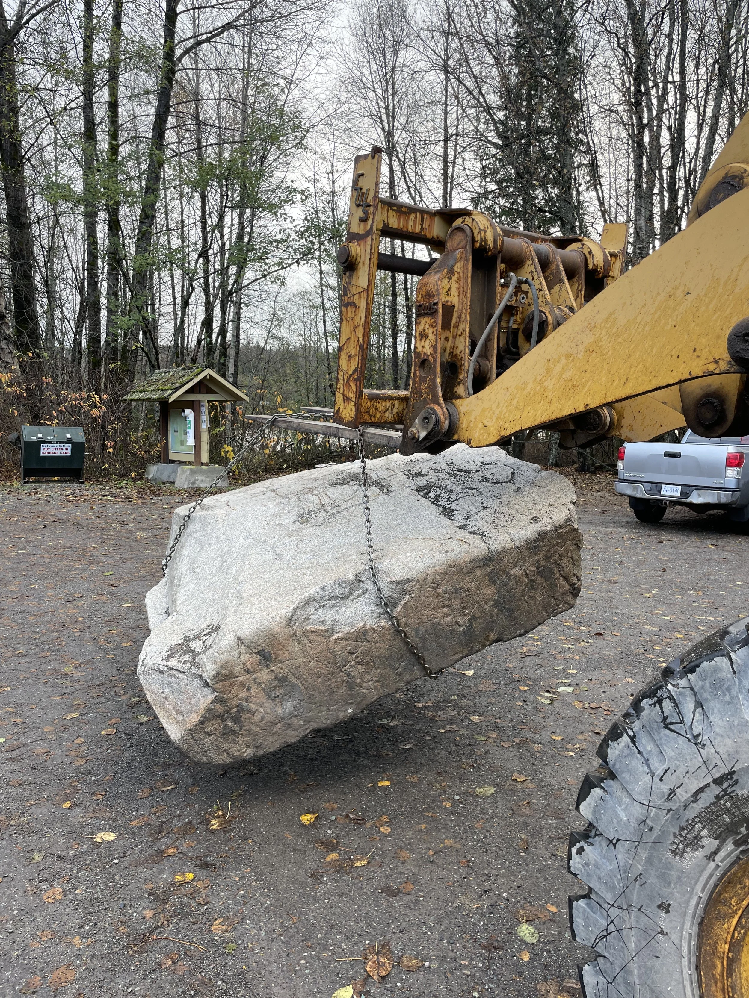 Giant granite boulder for sculpture
