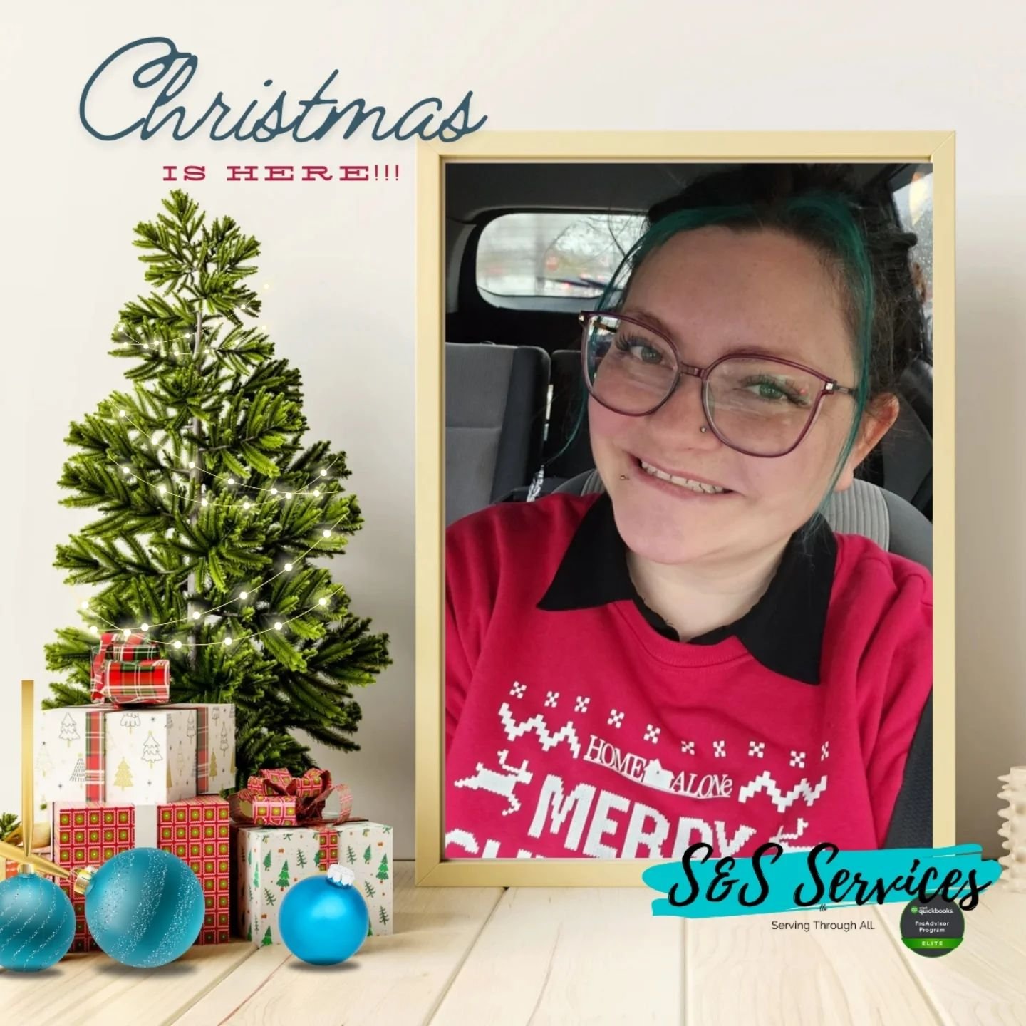 We are loving the colder weather because it gives us an opportunity to finally wear CHRISTMAS SWEATERS!!!

Tis' the season to be jolly :) When does the Christmas season start for you?