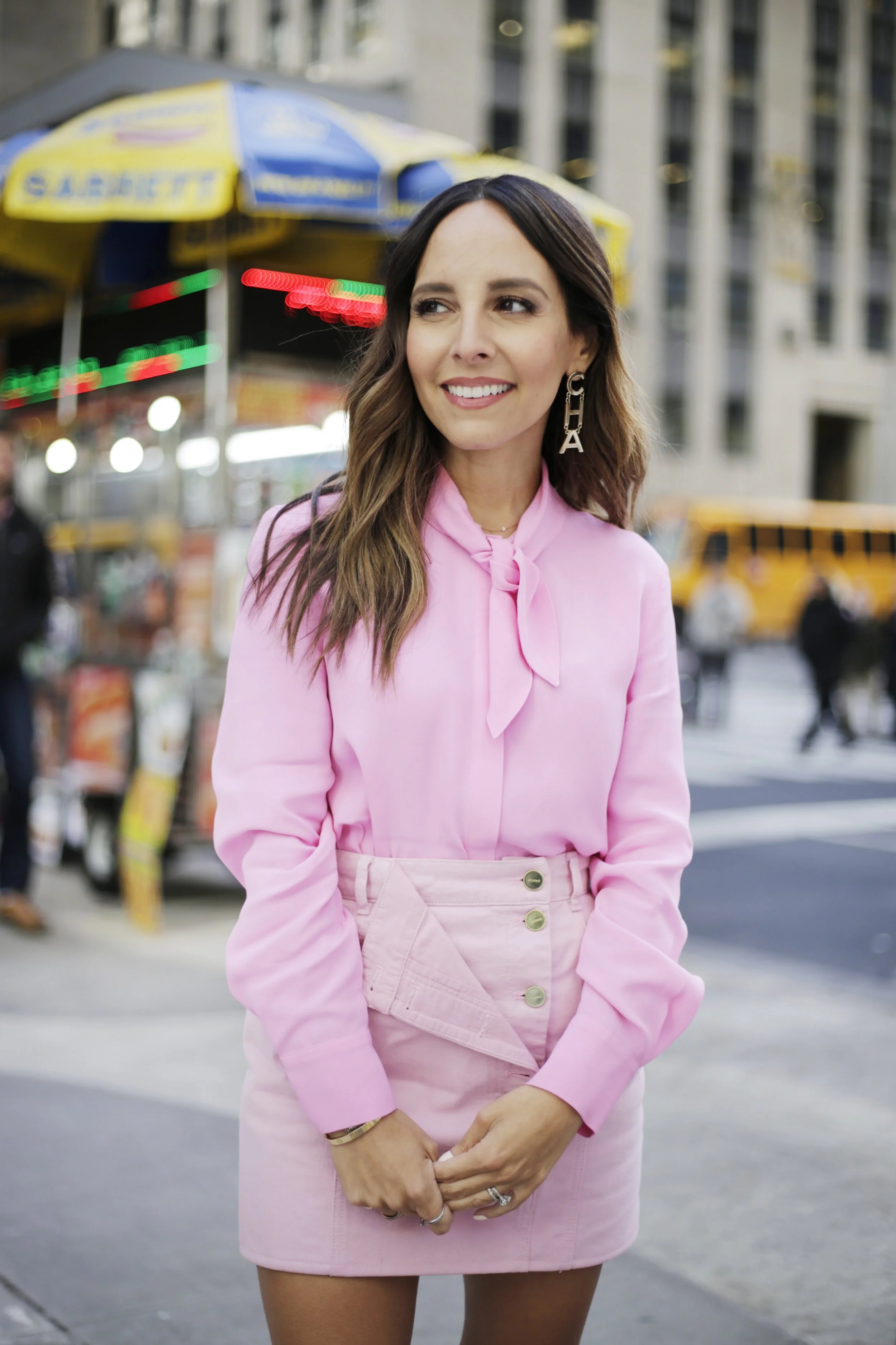 How To Wear The Monochromatic Trend