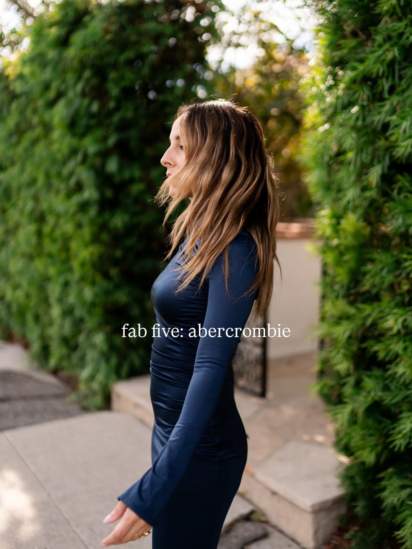 It's my favorite shopping day of the week!

This week's FAB FIVE is from one of my go-to's for all things denim.

But their newest drop is filled with so much more. From cozy cardigans to luxe leather @abercrombie is delivering major fall style. 

📌