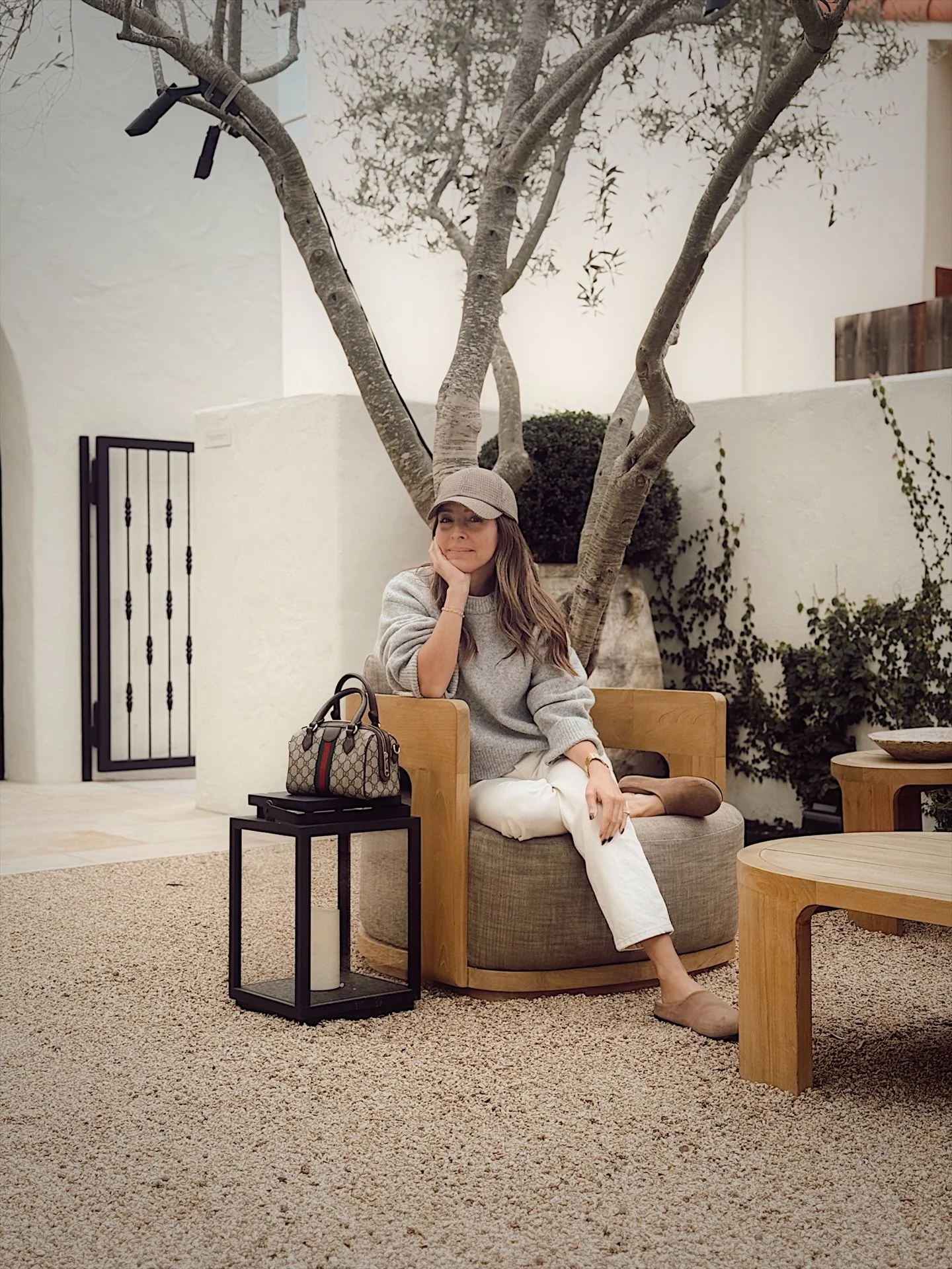 My most special people in the most special place ...

Grateful beyond words to be able to share these experiences with my family, especially during Christmas. 

For those of us that grew up "de nada" and first generation, there can be a lot