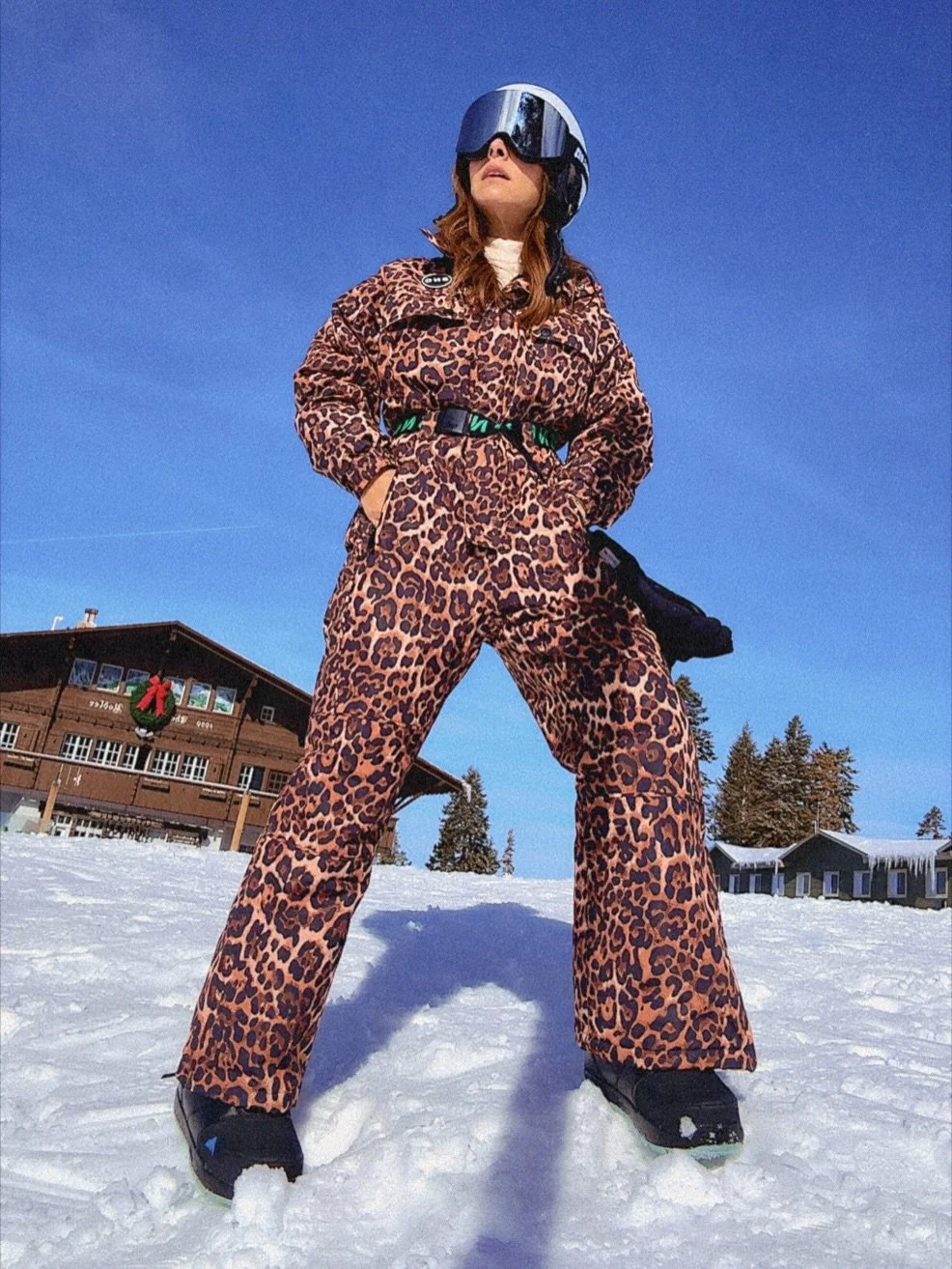 (not so) young, wild and freezing ...
a cold yet cozy start to 2026. ☃️

it must have snowed 3' in less than 2 days! 😳

oh and scroll to the end for an absolute shred sesh! 🎿