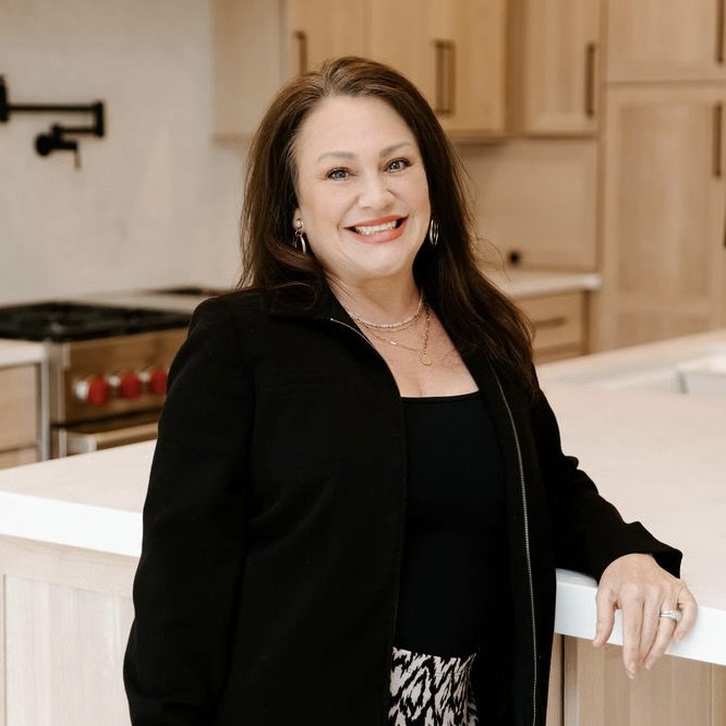Nicki Holleman