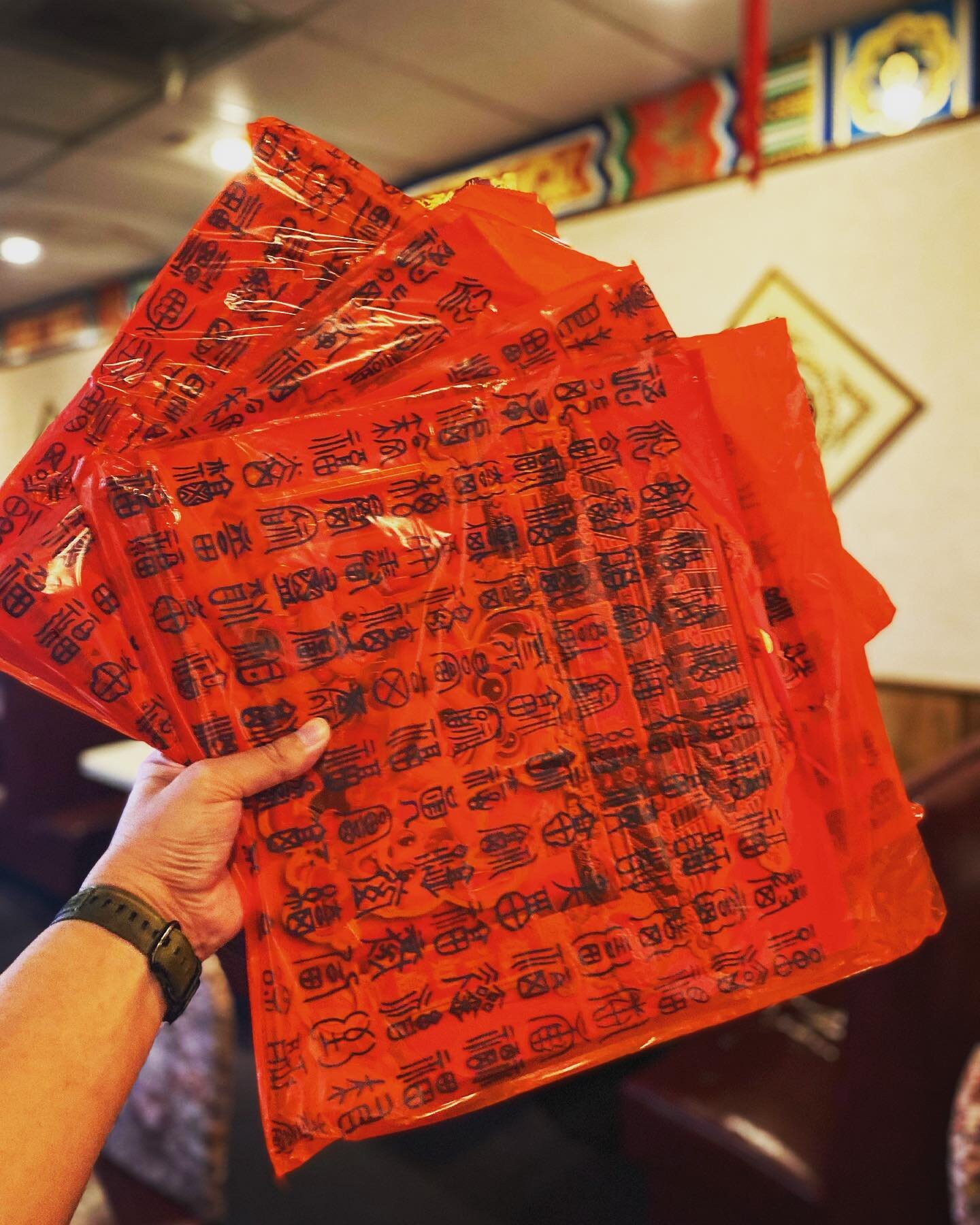 We&rsquo;re down to our last box of calendars for 2023!! So make plans to either come dine in or grab some takeout soon!!! #familybusiness #familyrestaurant #localfamilybusiness #localfamilyrestaurant #familyownedbusiness #familyownedandoperated #chi