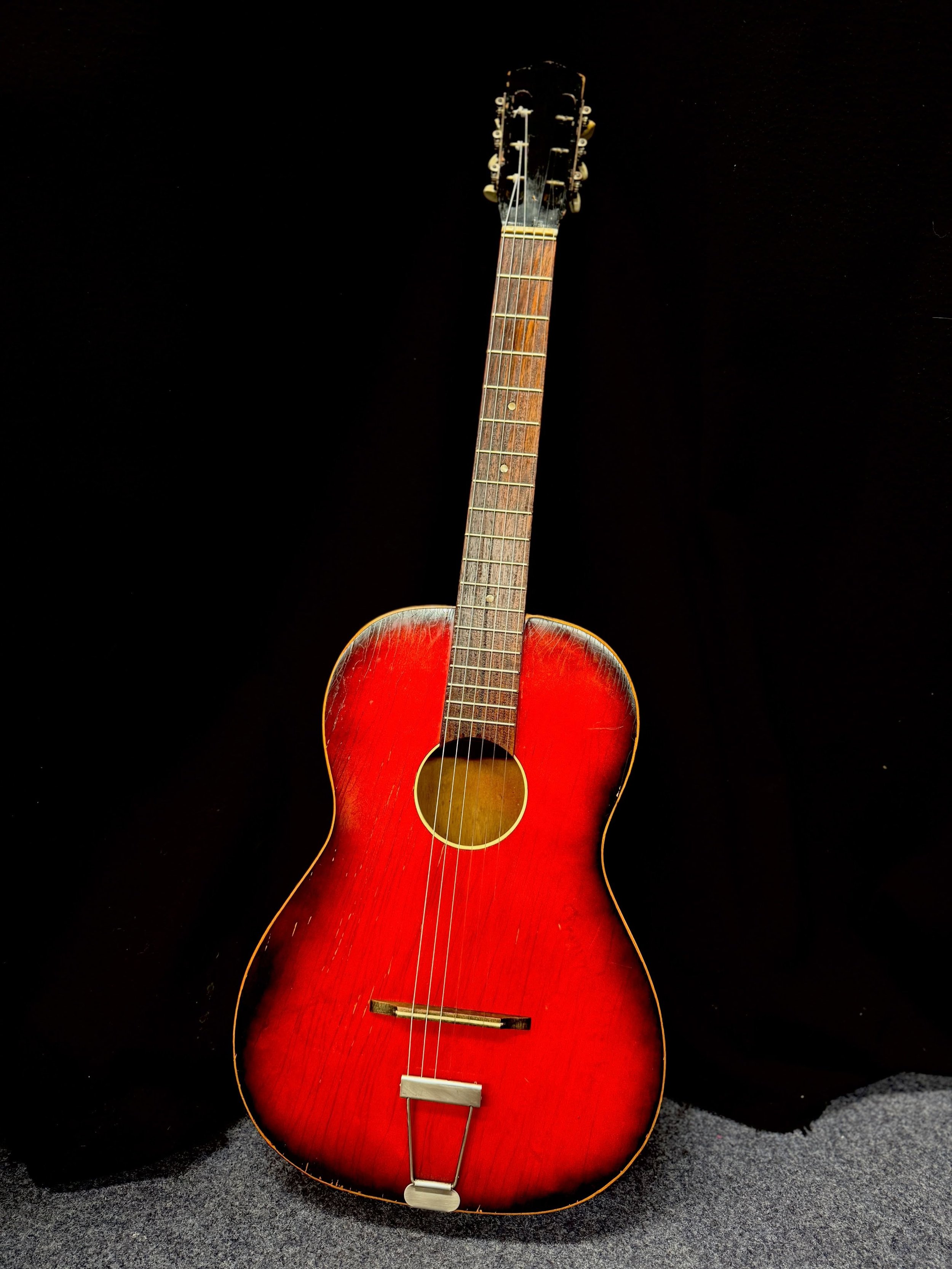 A Piece of German Guitar History | 1960s Hopf

Handcrafted by Hopf Guitars in the 1960s, this beautiful instrument was originally purchased by a woman living in the Allg&auml;u region of Germany.

Two weeks ago, I discovered it online, listed as a de