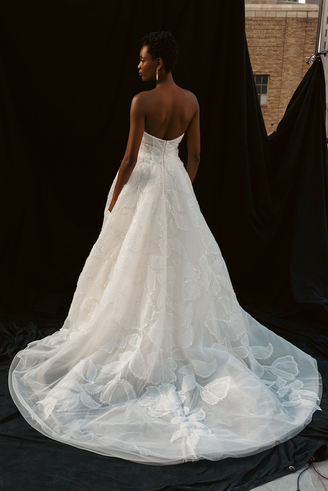 8_FA_27_MarkIngram_MANDARIN_BACK.JPG