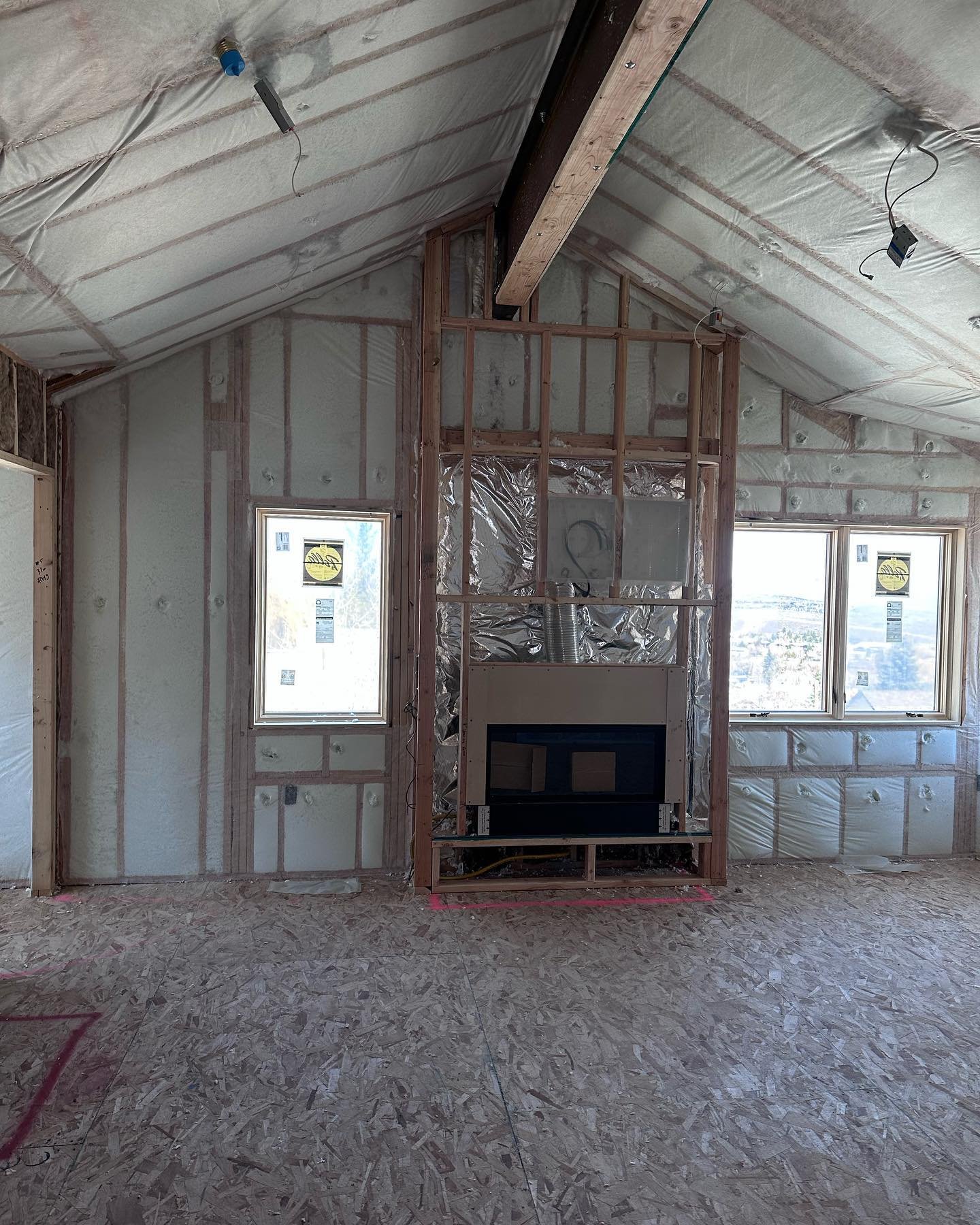 🦫 This project is cruising along 😎 watch this space as we turn this for construction, to a cozy home for our client! 💯

#utah #beaverconstructionut #slc #skiinskiout #remodel #construction #cozy #residential #commercial