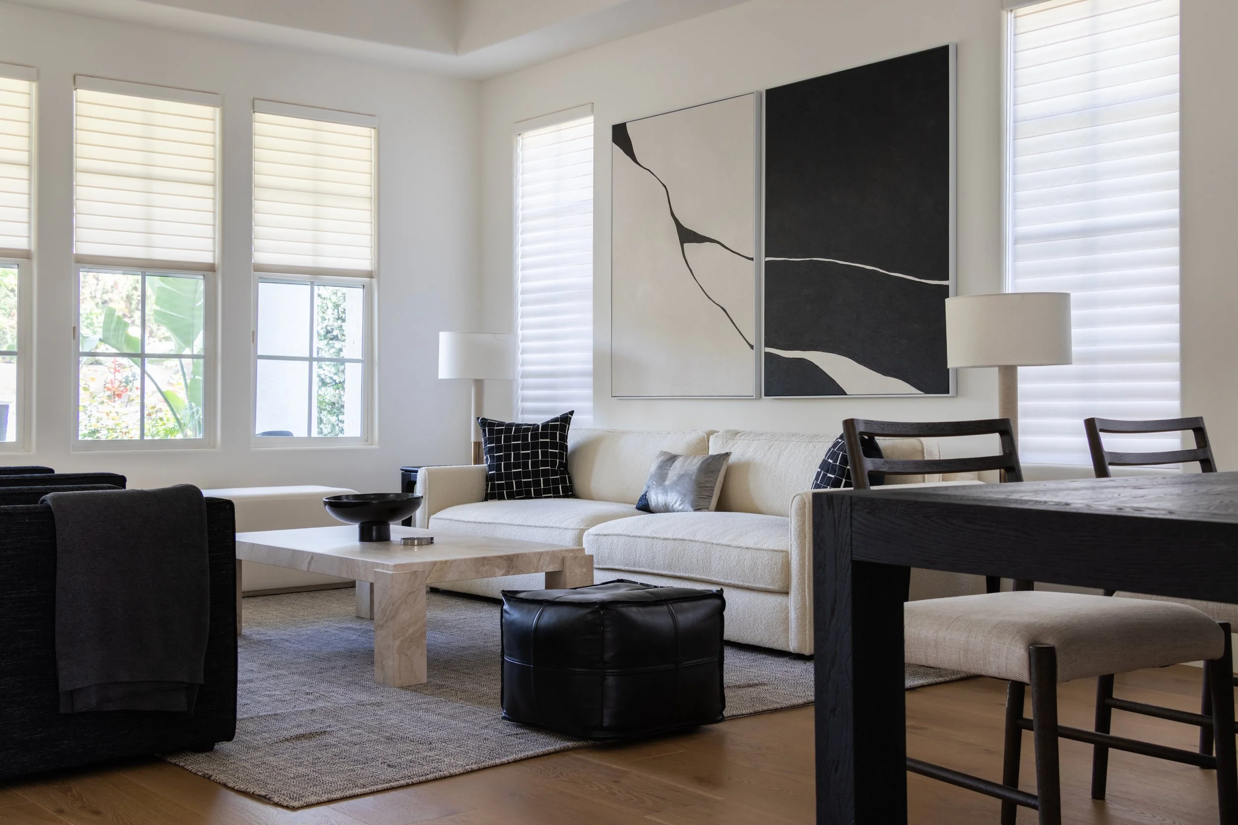Sandlewood-Living_Dining-2-Michael-Jerome-Design.jpg