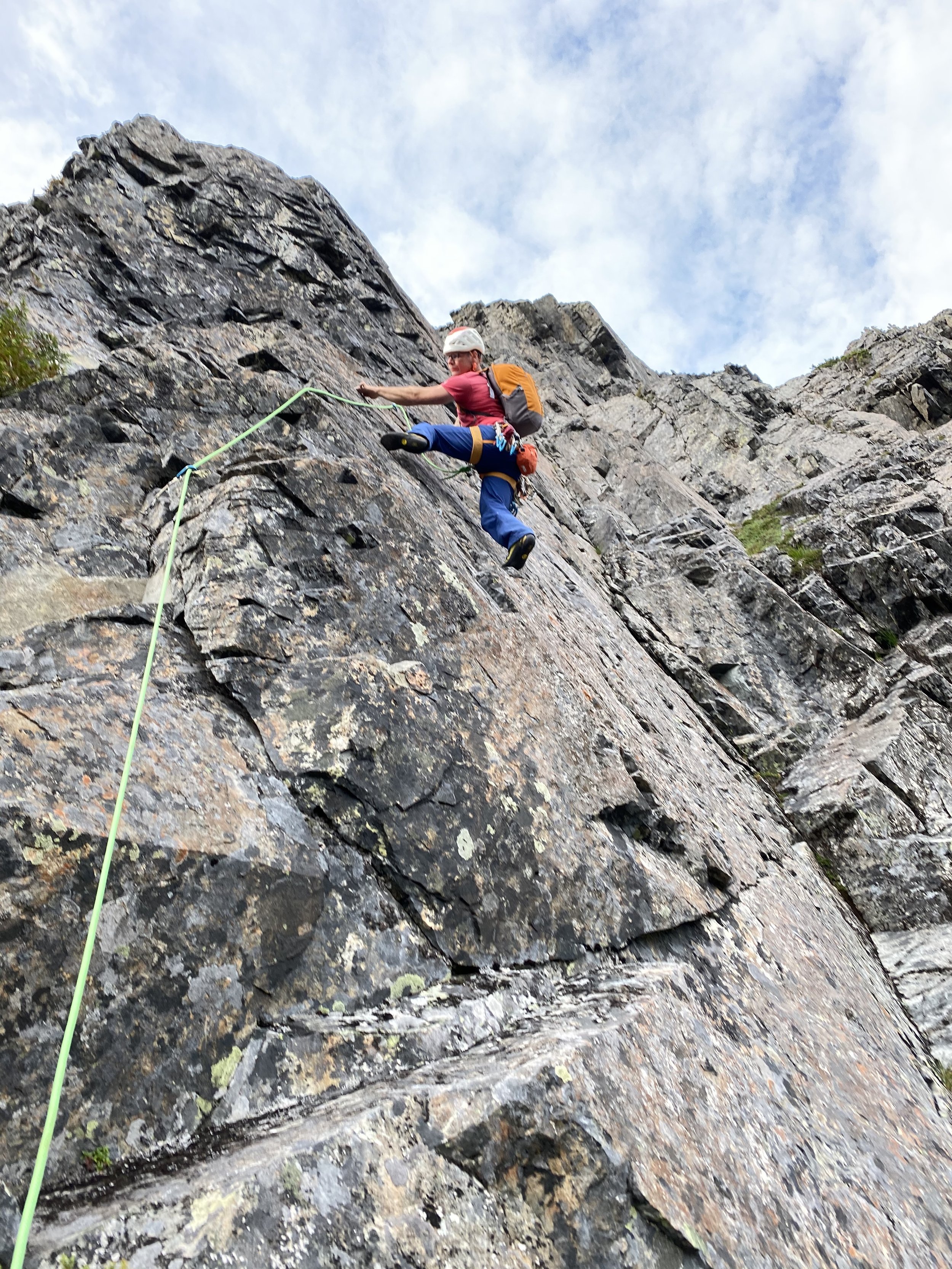 Ian Nicholson climbing pitch two on the Tooth Fairy on the Tooth near Snoqualmie Pass. Tooth.
