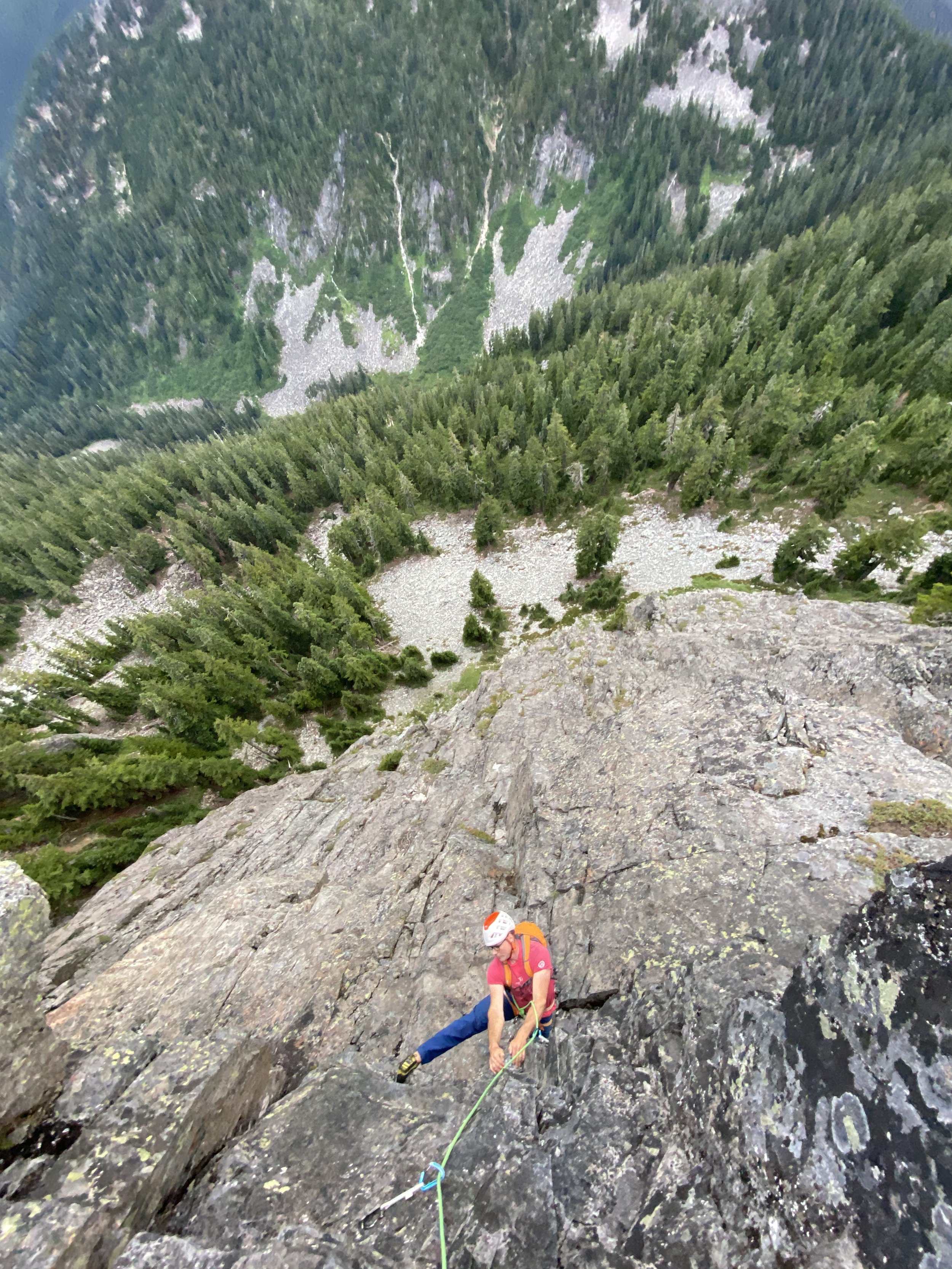 Ian Nicholson follows the crux 5th pitch of the Tooth Fairy, the Tooth Snoqualmie Pass