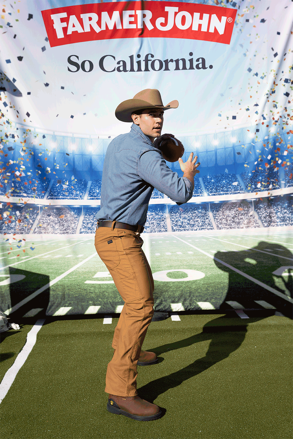 SerenaCreative_FarmerJohn_Mascot-303.gif