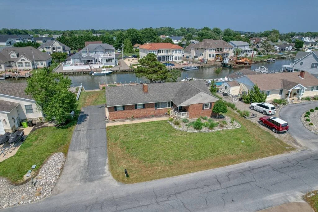 Exterior image 2.jpeg