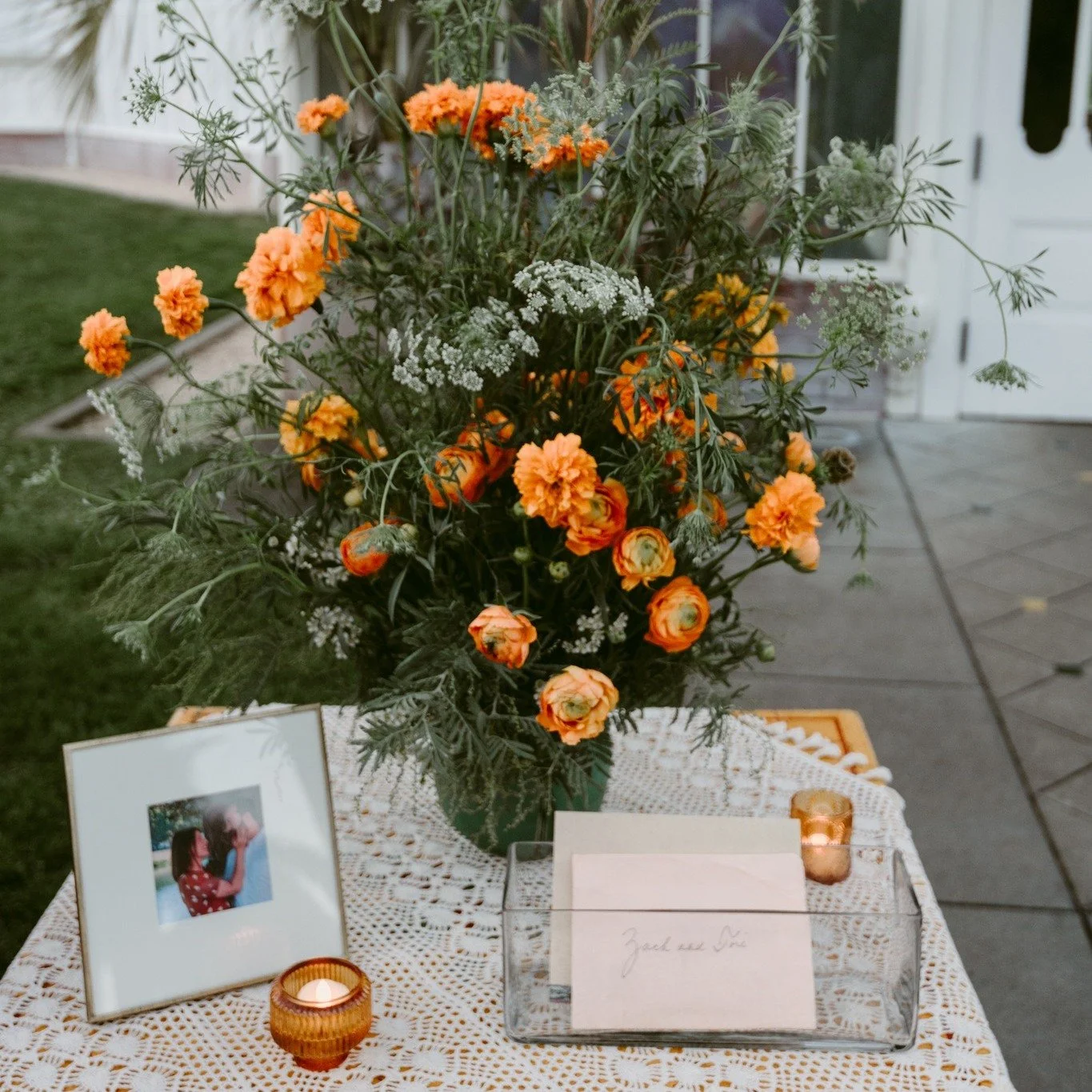 A perfectly curated welcome table 🫶🏼

📸 @juliepepinphoto