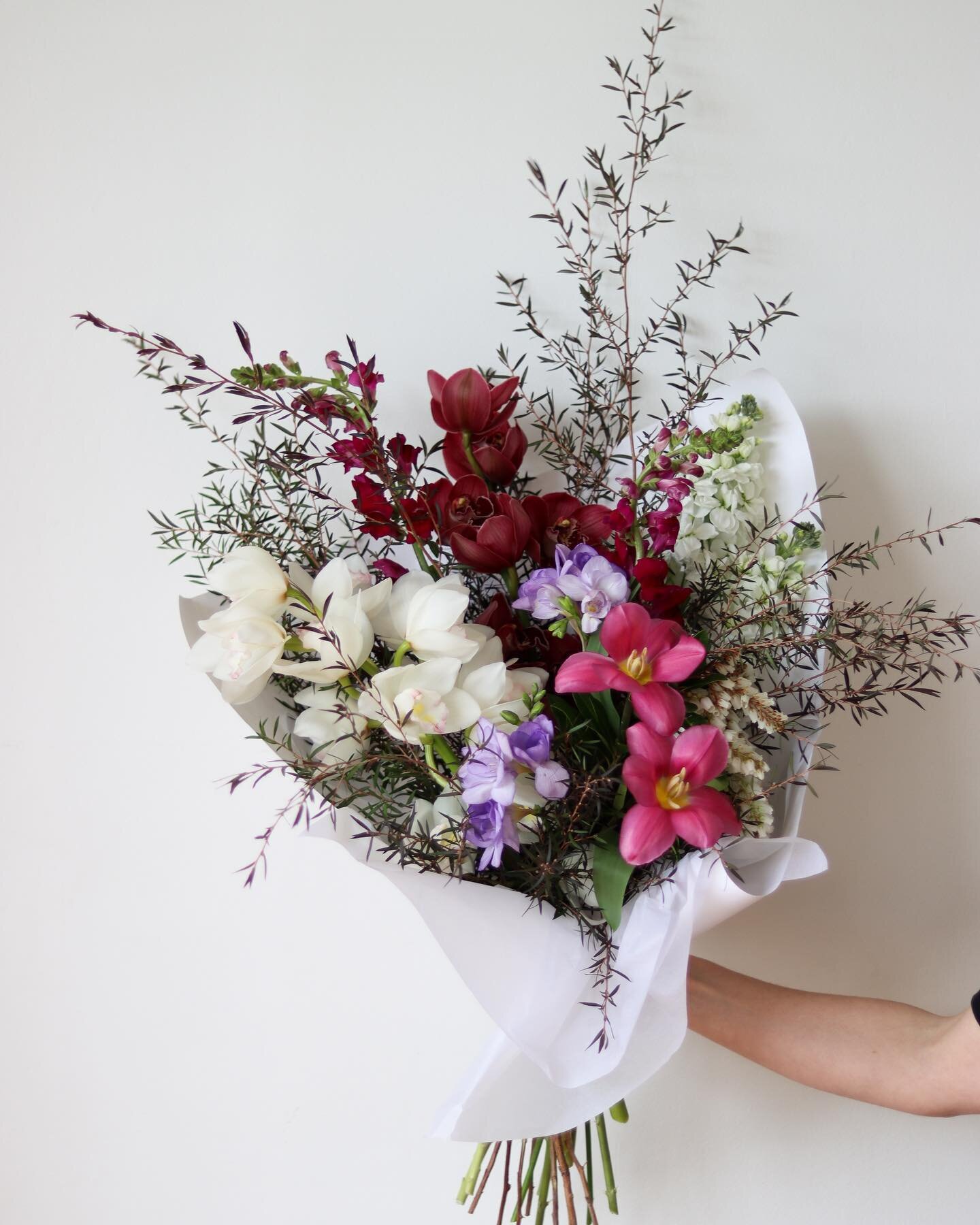&hearts;️VALENTINES DAY&hearts;️ 
A little late to the party but we will be making nice bunches up to deliver this Tuesday the 14th! Seasonal bunches only, link in bio to order x

#nelsonnz #nelsonfloristnz #floristnelson #valentinesday #ordernow #fl