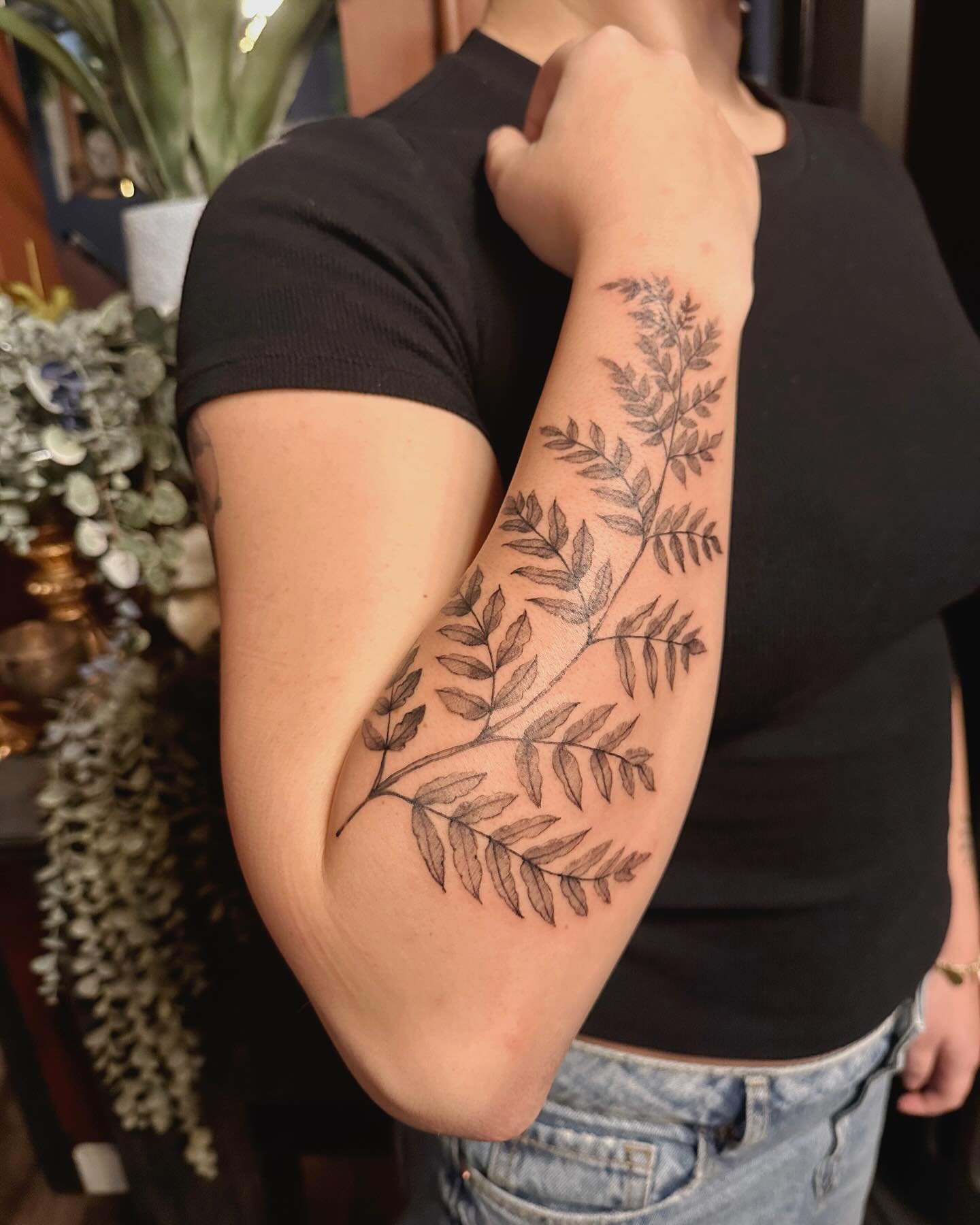 ⚜️arm adornment⚜️
Thanks so much for coming in!
.
.
.
.
.
.
.
.
.
.
.
.
.
#tattoo #tattoos #freehandtattoo #planttattoo #pagan #witch #witchy #witchesofinstagram #finelinetattoo