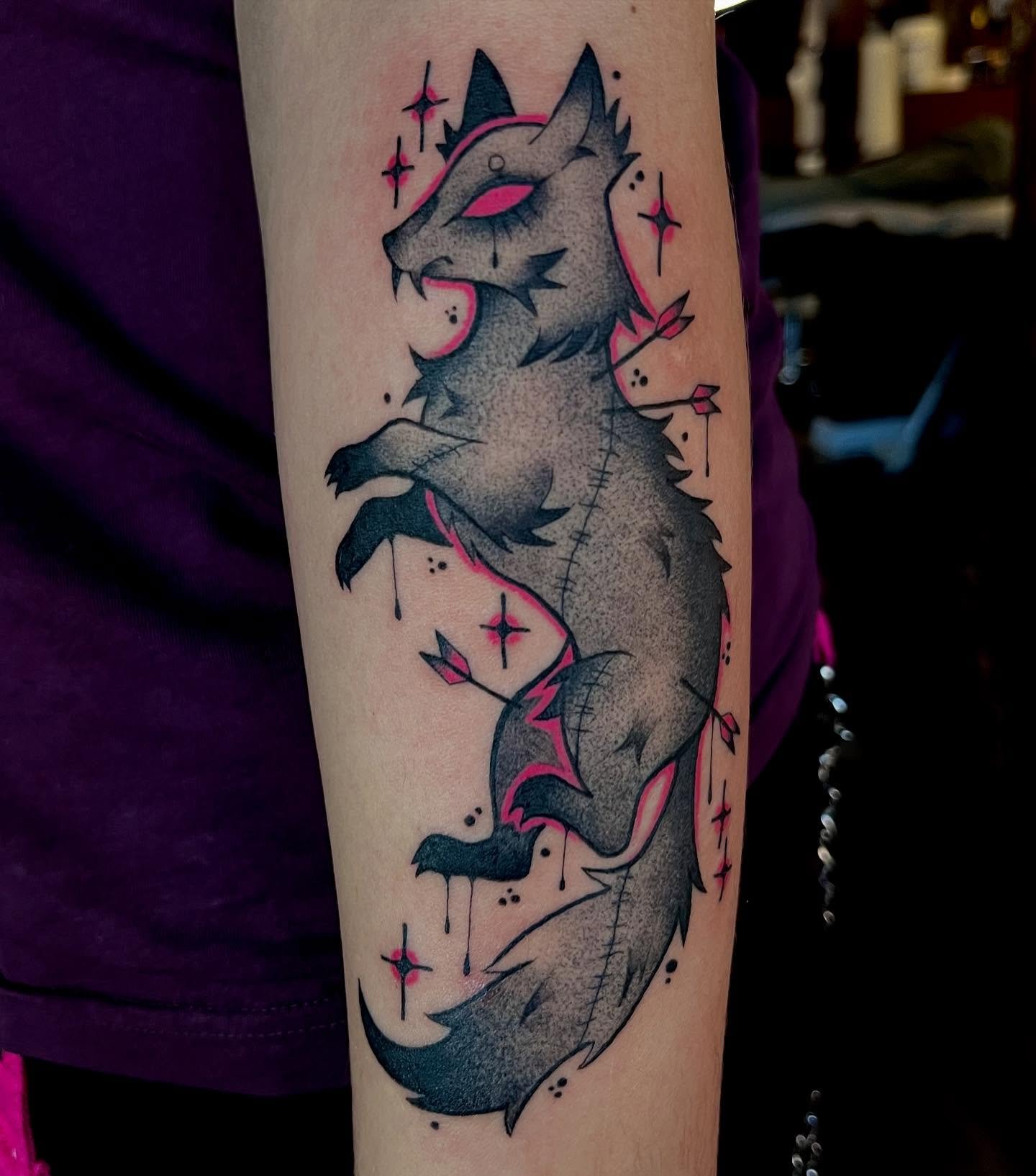 fox from my flash 🦊 would love to do more forest critters 
&mdash;
🖤 ink.bunni.tattoo@gmail.com
⚔️ done at @svatura 
⛓️ Made with:
@stencilstuff @spirittattooproducts @fkirons @thesolidink @worldfamousink @pantheraink @fytsupplies @fytsuppliesusa_ 